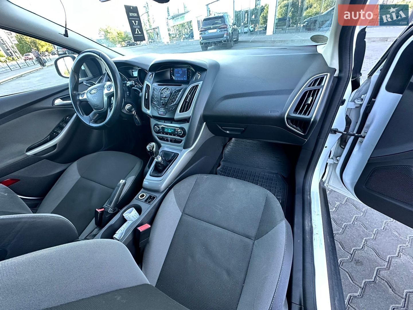 Ford Focus 2011 VIN WF0LXXGCBLBY39118 фото оголошення 26 з 41