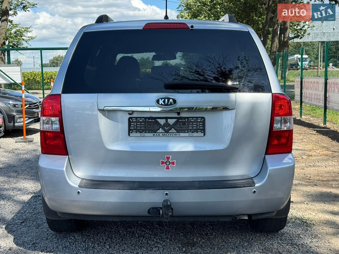 Kia Carnival 2011 VIN KNAMH816BB6414779 фото оголошення 4 з 55