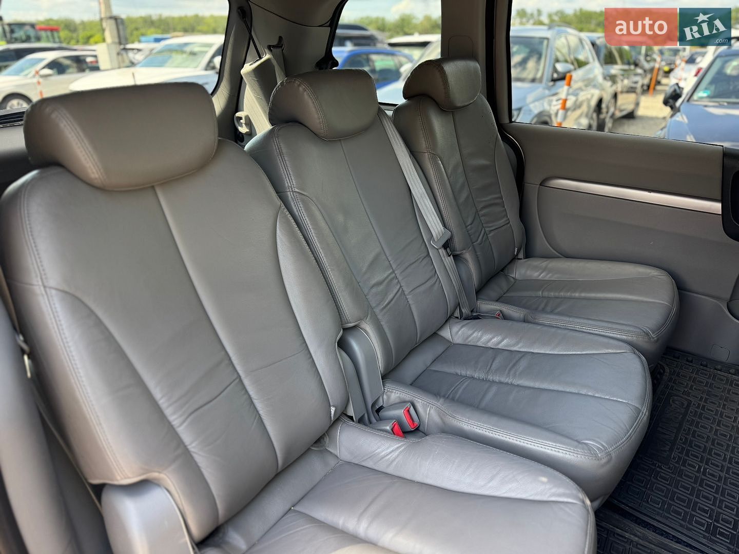 Kia Carnival 2011 VIN KNAMH816BB6414779 фото оголошення 35 з 55
