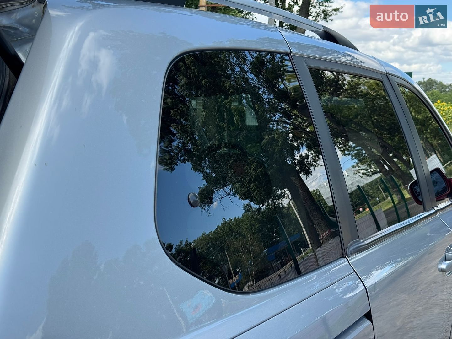 Kia Carnival 2011 VIN KNAMH816BB6414779 фото оголошення 40 з 55