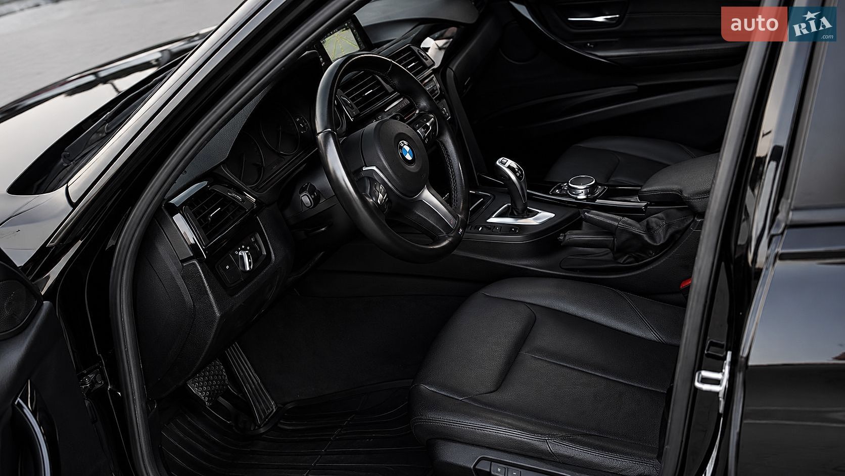 BMW 3 Series 2016 VIN WBA8A9C57GK619430 фото оголошення 10 з 16