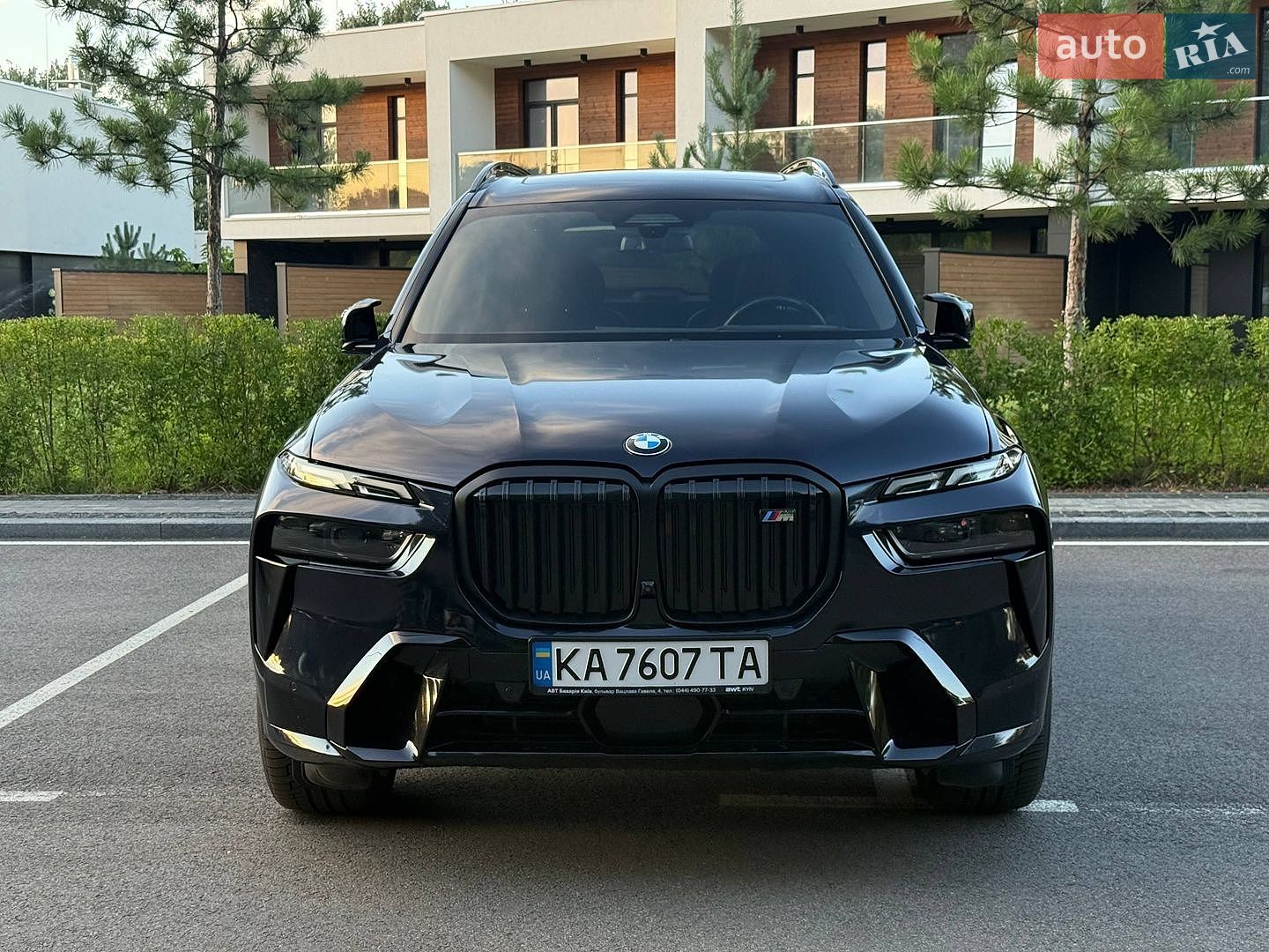 BMW X7 2022 VIN 5UX33EM02P9N87608 фото оголошення 4 з 57