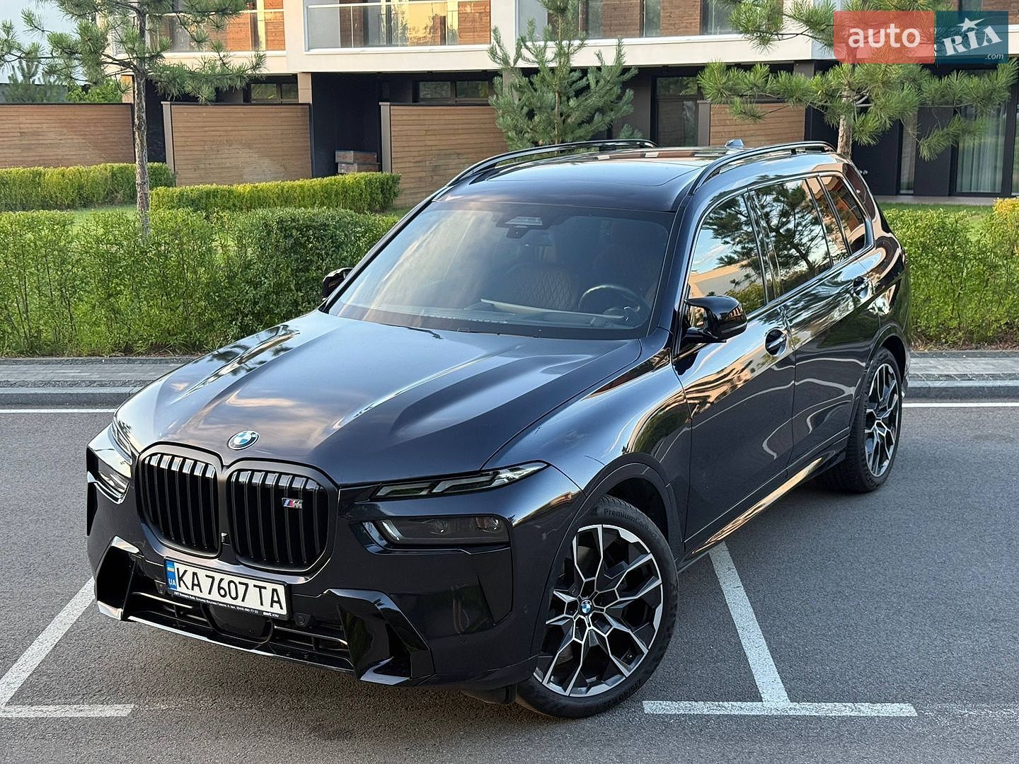 BMW X7 2022 VIN 5UX33EM02P9N87608 фото оголошення 5 з 57