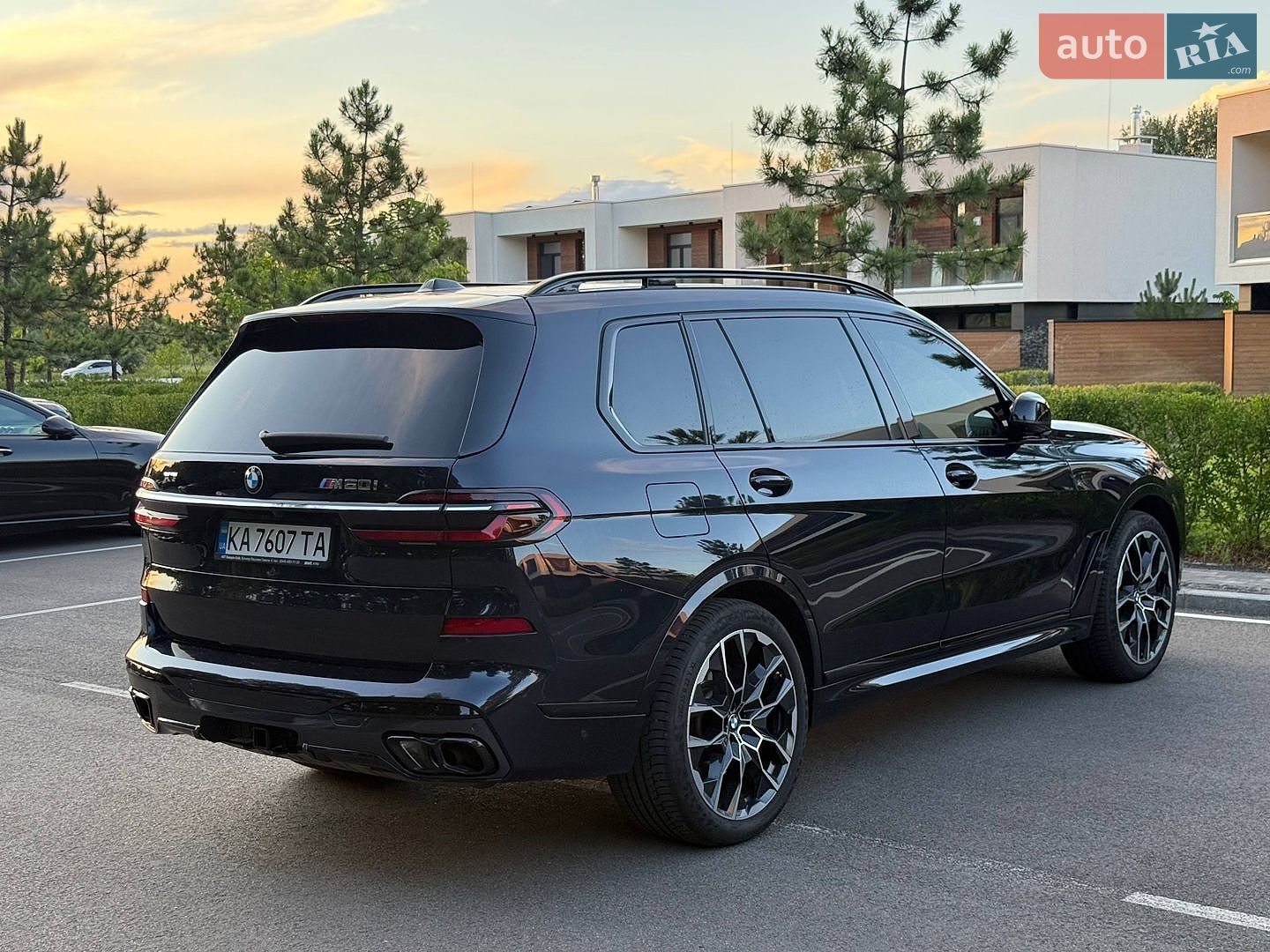 BMW X7 2022 VIN 5UX33EM02P9N87608 фото оголошення 17 з 57