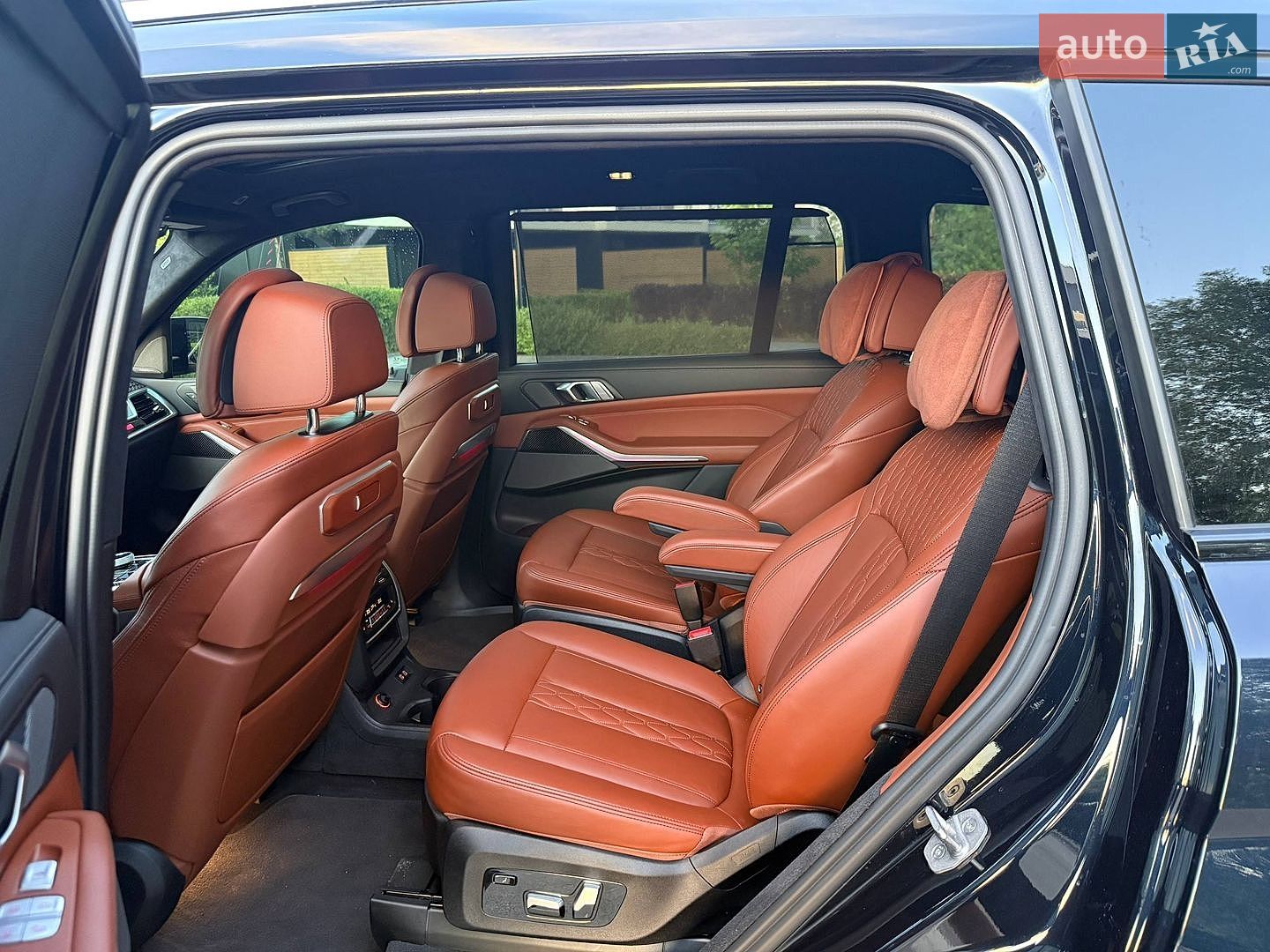 BMW X7 2022 VIN 5UX33EM02P9N87608 фото оголошення 30 з 57