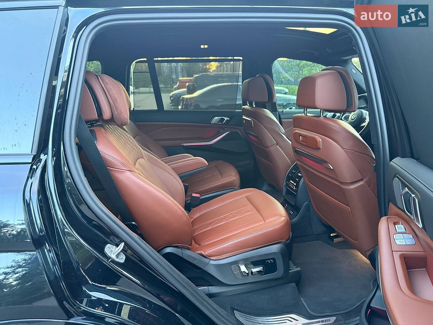 BMW X7 2022 VIN 5UX33EM02P9N87608 фото оголошення 46 з 57