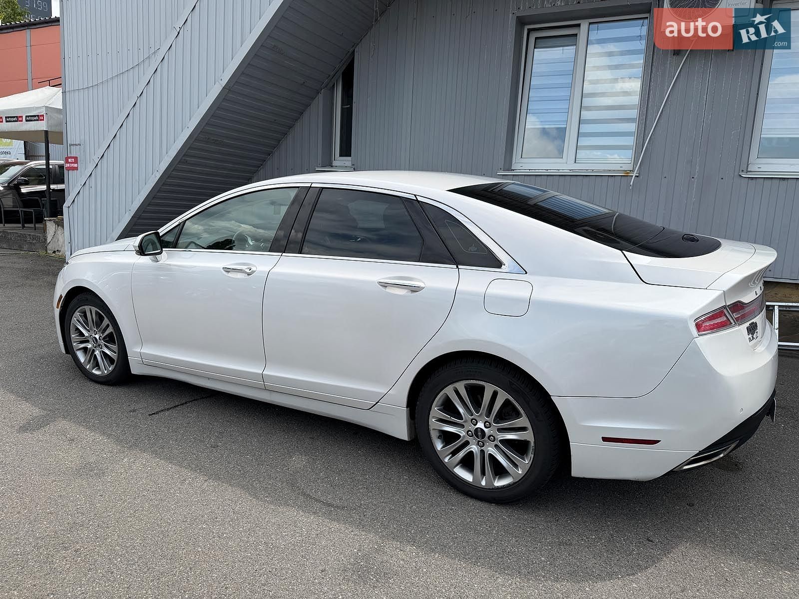 Lincoln MKZ 2014 VIN 3LN6L2LU6ER828519 фото оголошення 8 з 24