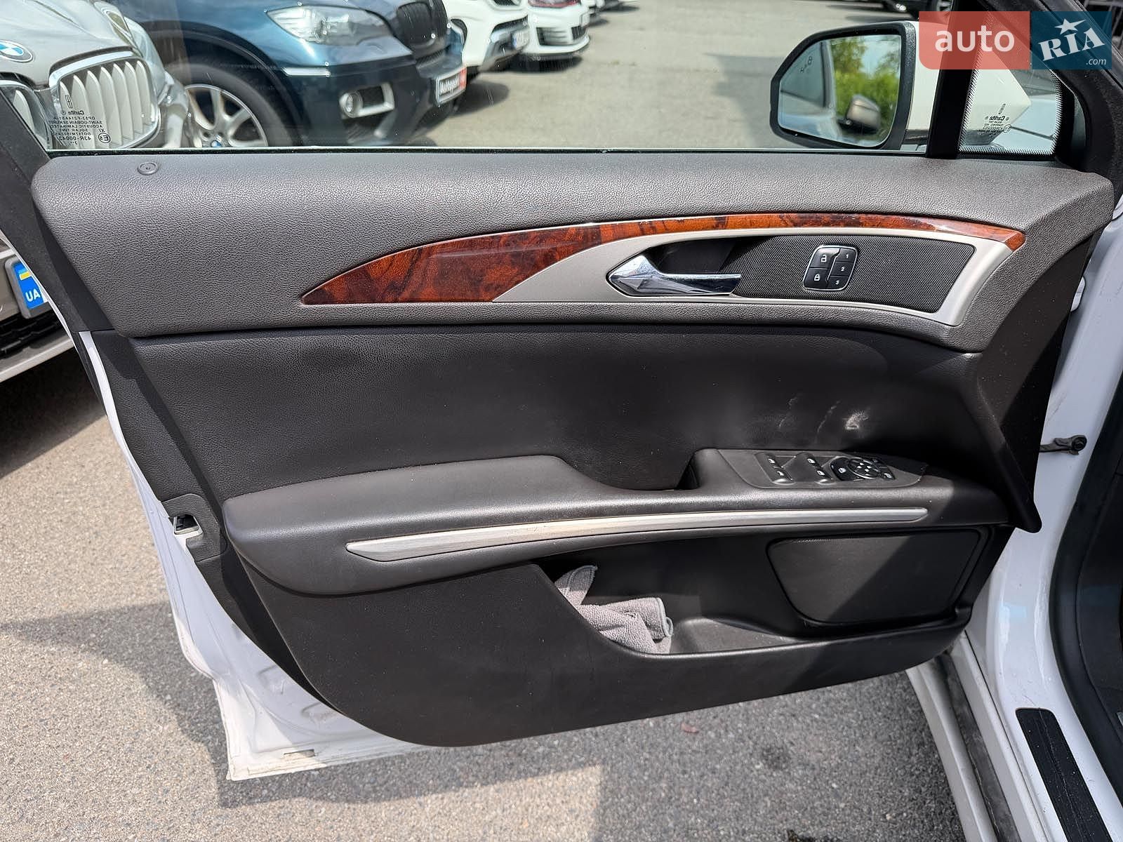 Lincoln MKZ 2014 VIN 3LN6L2LU6ER828519 фото оголошення 12 з 24