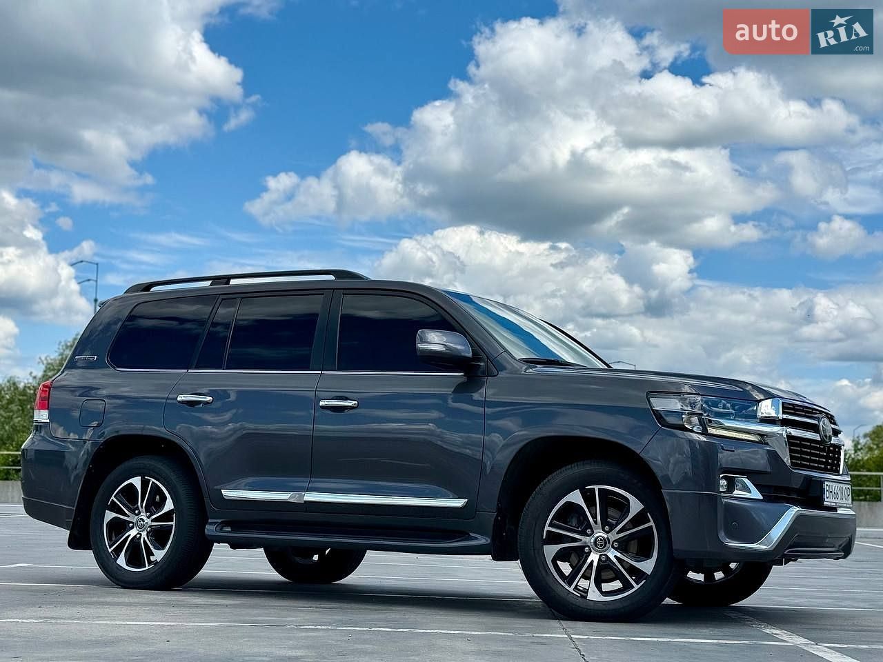 Toyota Land Cruiser 2017 VIN JTMCV02J204223850 фото оголошення 16 з 28