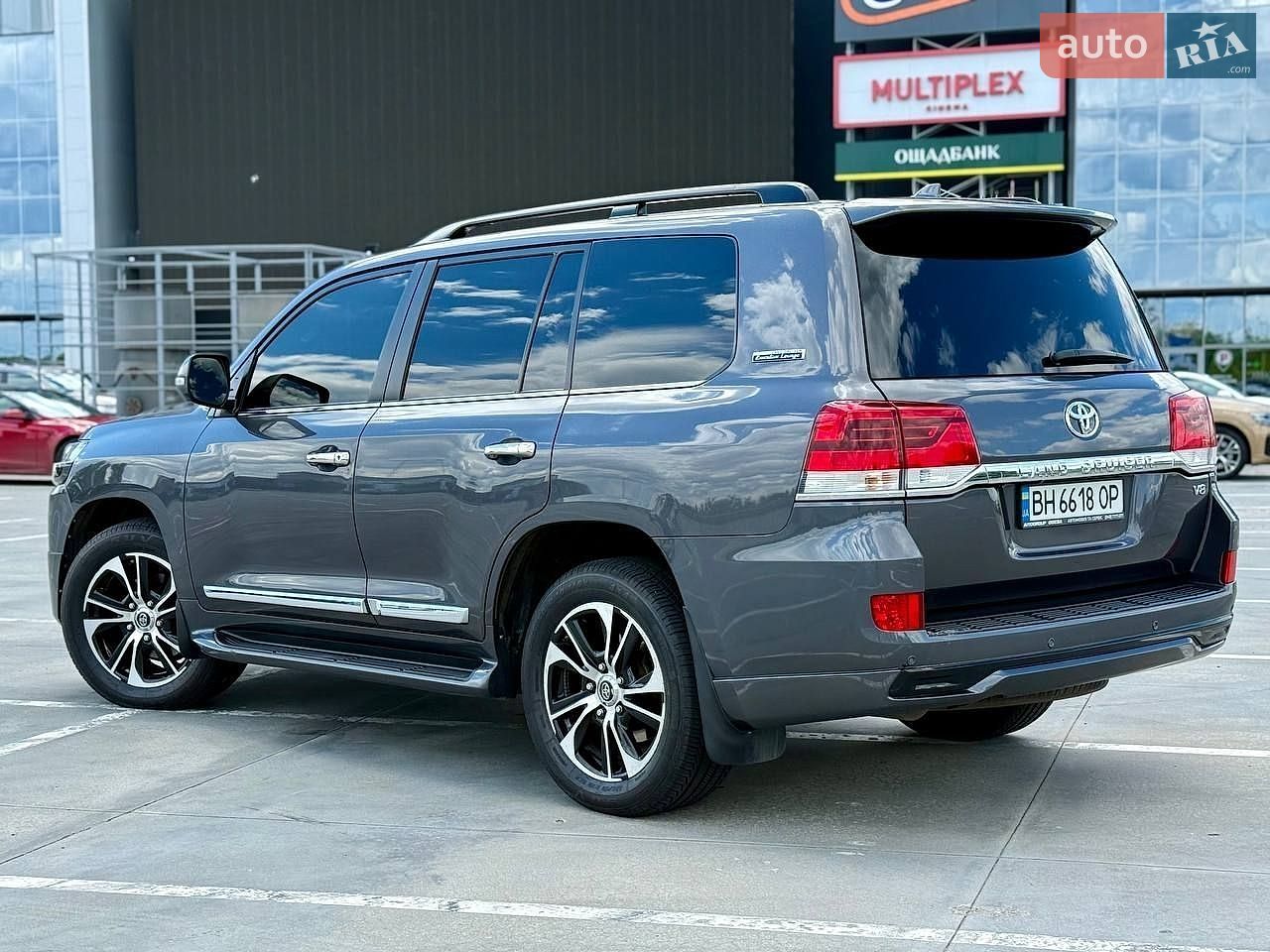 Toyota Land Cruiser 2017 VIN JTMCV02J204223850 фото оголошення 14 з 28