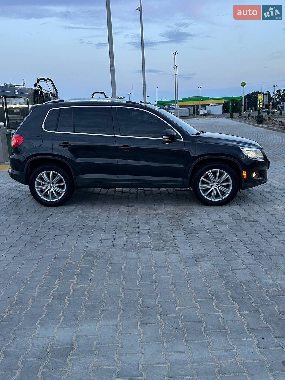 Volkswagen Tiguan 2009 VIN WVGAV7AX2AW504246 фото оголошення 9 з 19