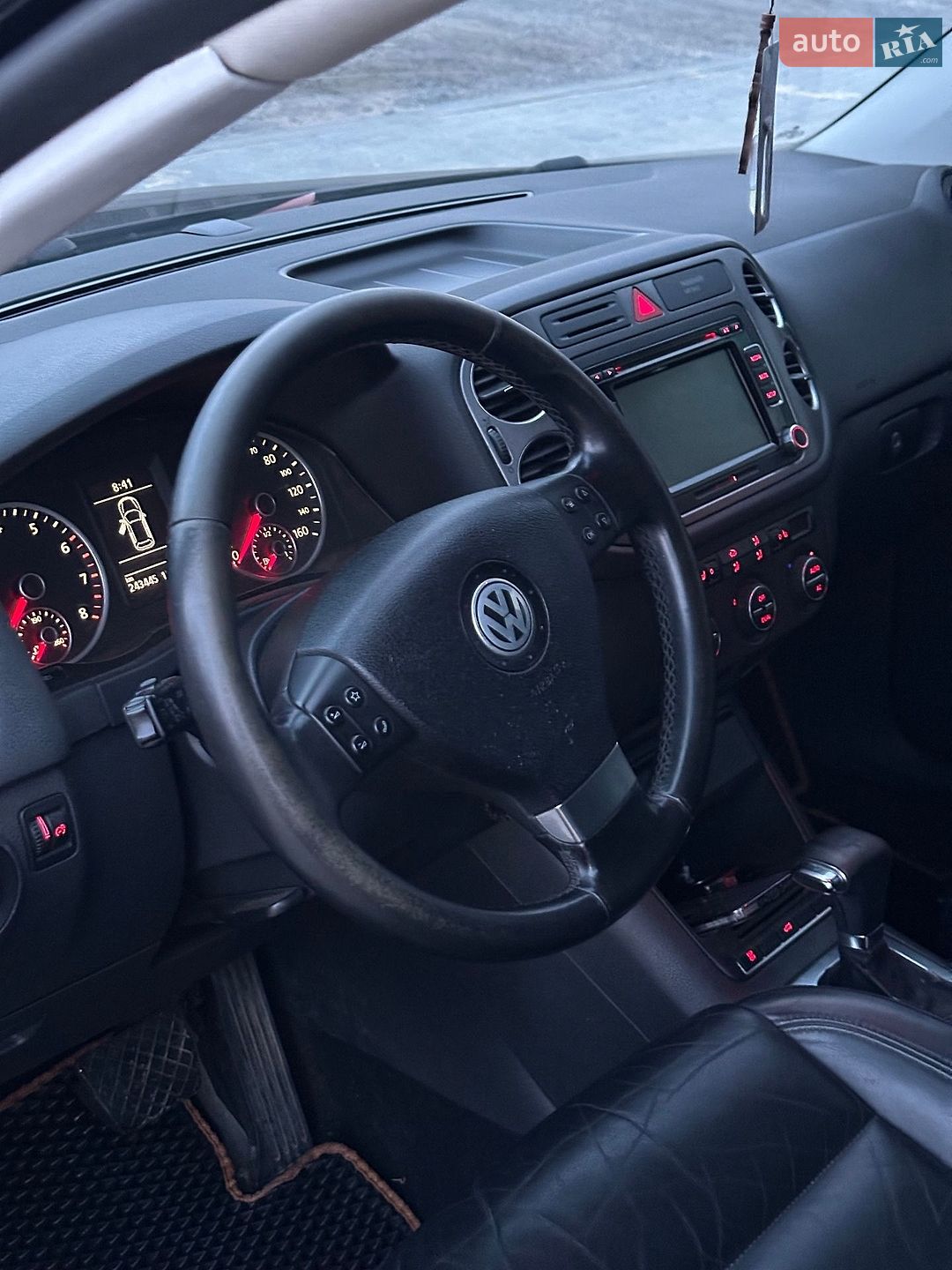 Volkswagen Tiguan 2009 VIN WVGAV7AX2AW504246 фото оголошення 12 з 19