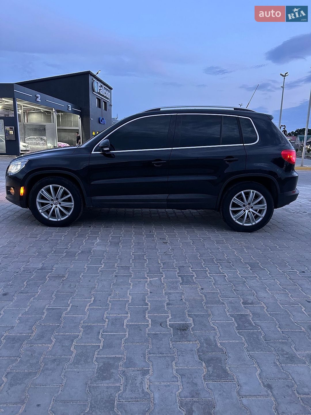 Volkswagen Tiguan 2009 VIN WVGAV7AX2AW504246 фото оголошення 10 з 19