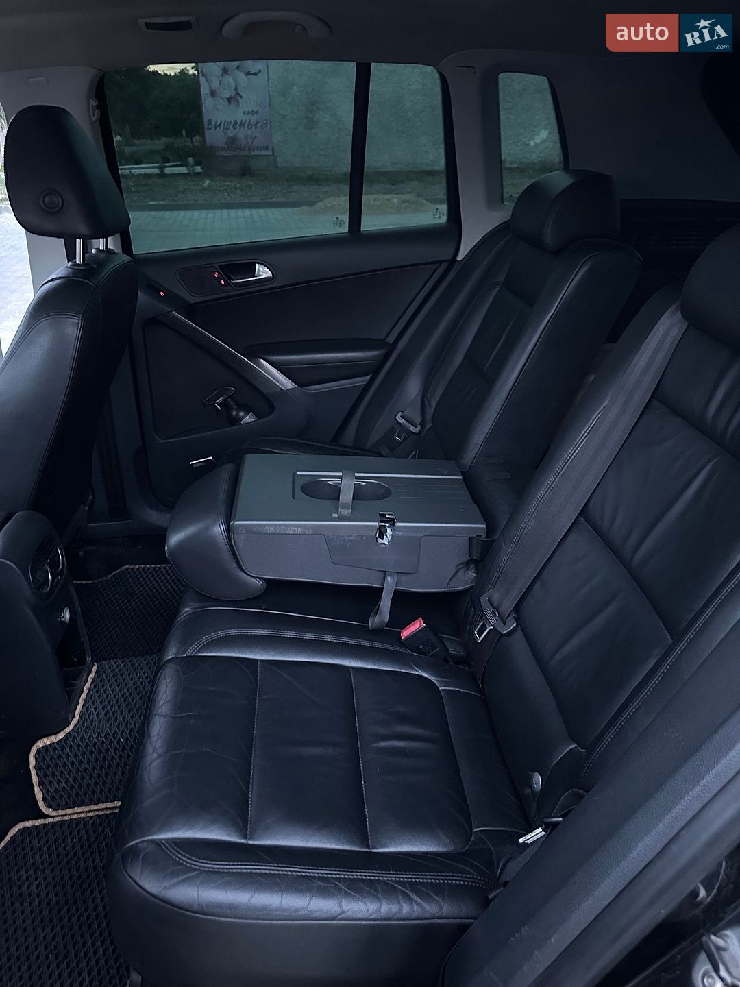 Volkswagen Tiguan 2009 VIN WVGAV7AX2AW504246 фото оголошення 14 з 19