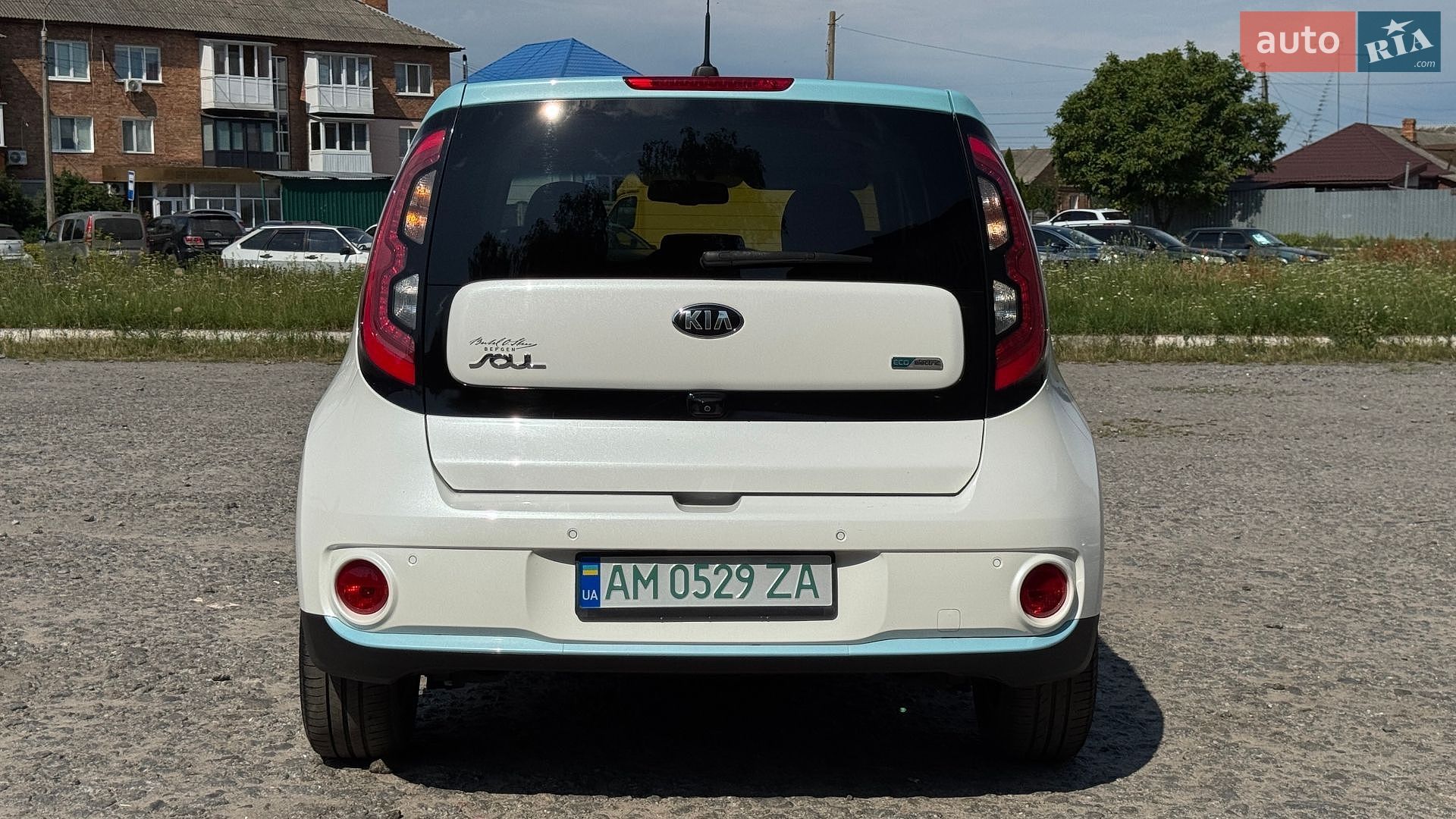 Kia Soul 2018 VIN KNAJX81EFJ7032836 фото оголошення 20 з 57