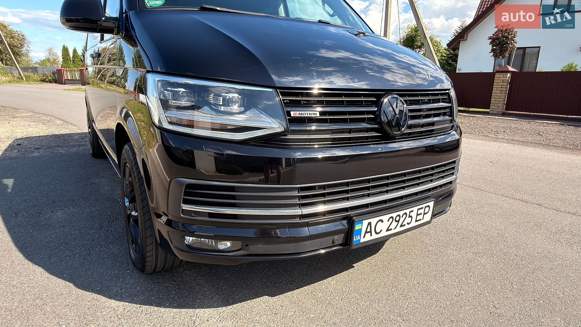 Volkswagen Multivan 2016 VIN WV2ZZZ7HZHH027650 фото оголошення 15 з 36