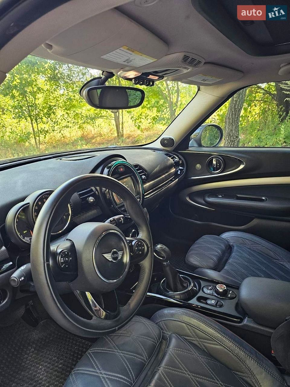 MINI Clubman 2017 VIN WMWLU5C33H2G02220 фото оголошення 16 з 24