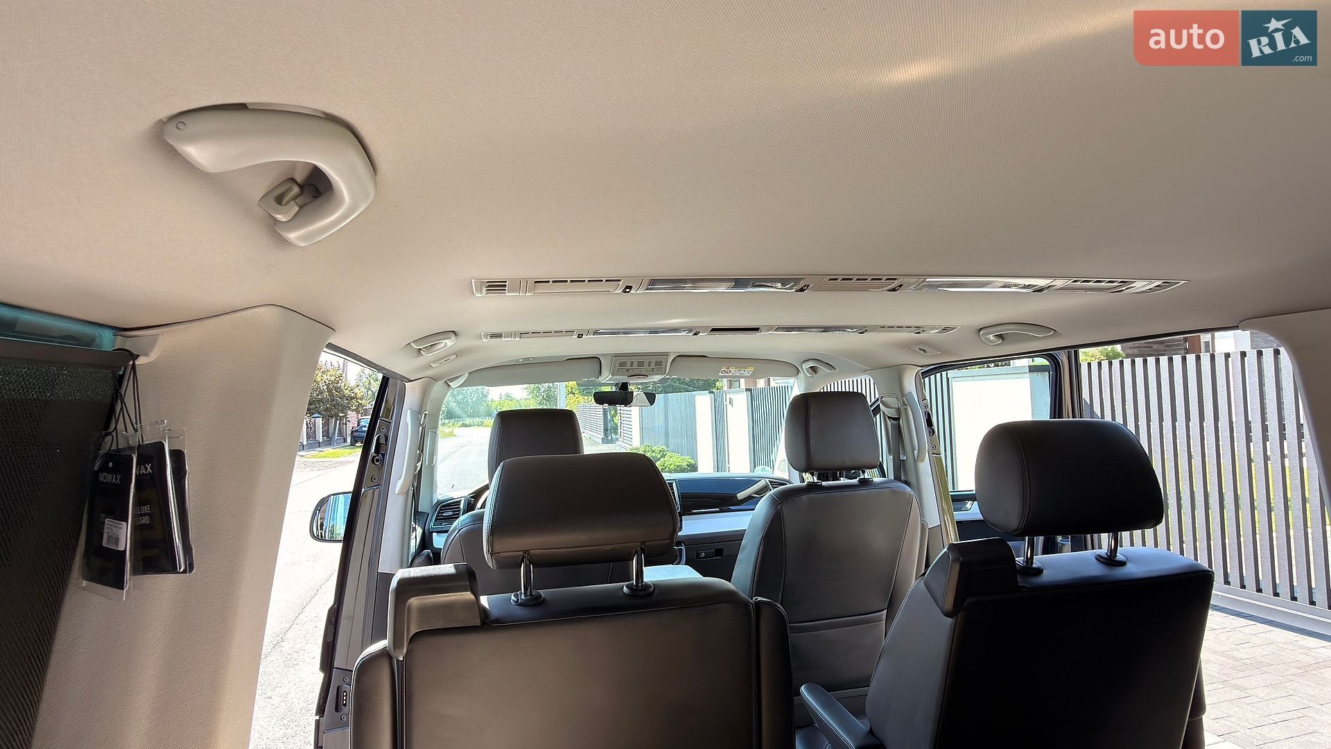 Volkswagen Multivan 2016 VIN WV2ZZZ7HZHH027650 фото оголошення 27 з 36