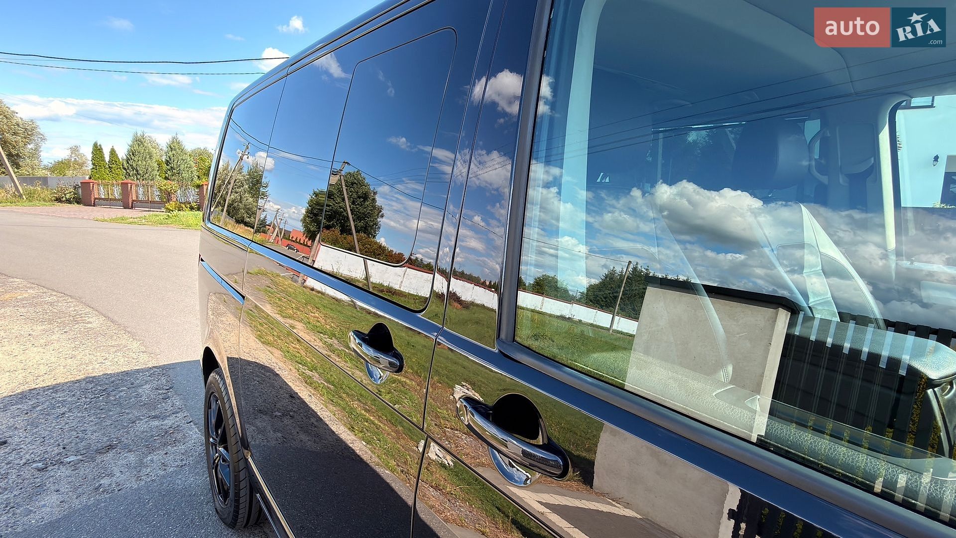 Volkswagen Multivan 2016 VIN WV2ZZZ7HZHH027650 фото оголошення 34 з 36