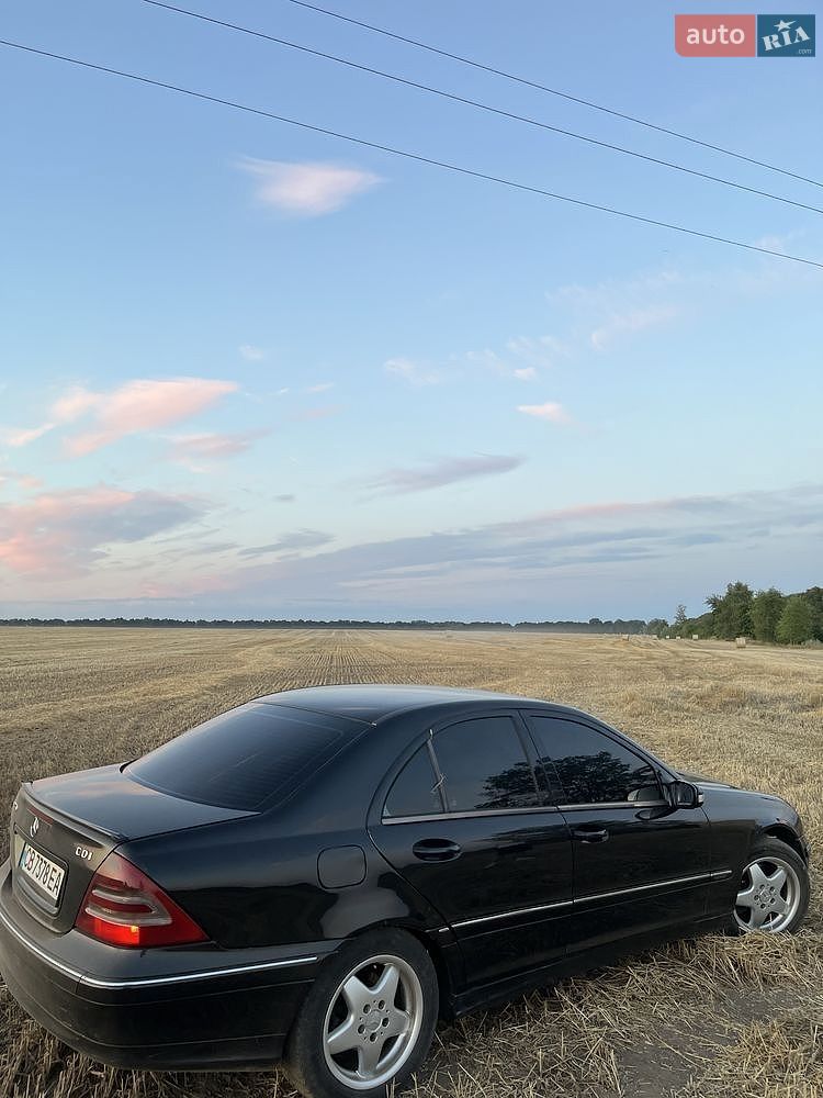 Mercedes-Benz C-Class 2003 VIN WDB2030161A555665 фото оголошення 4 з 16