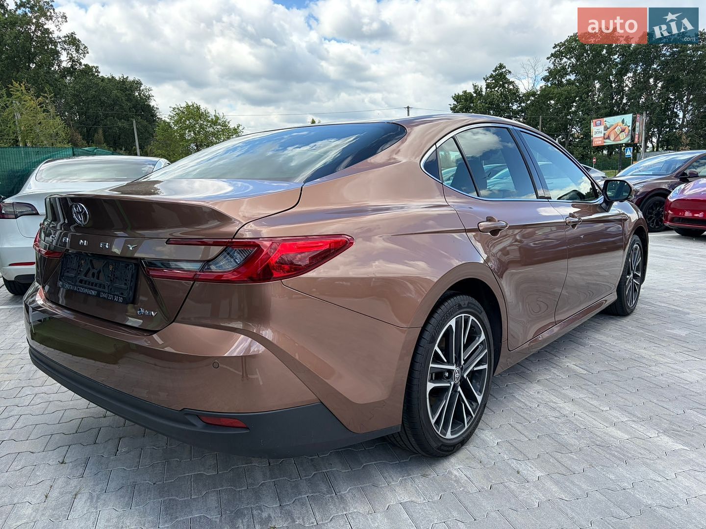 Toyota Camry 2025 VIN JTNAHACK003027807 фото оголошення 13 з 33