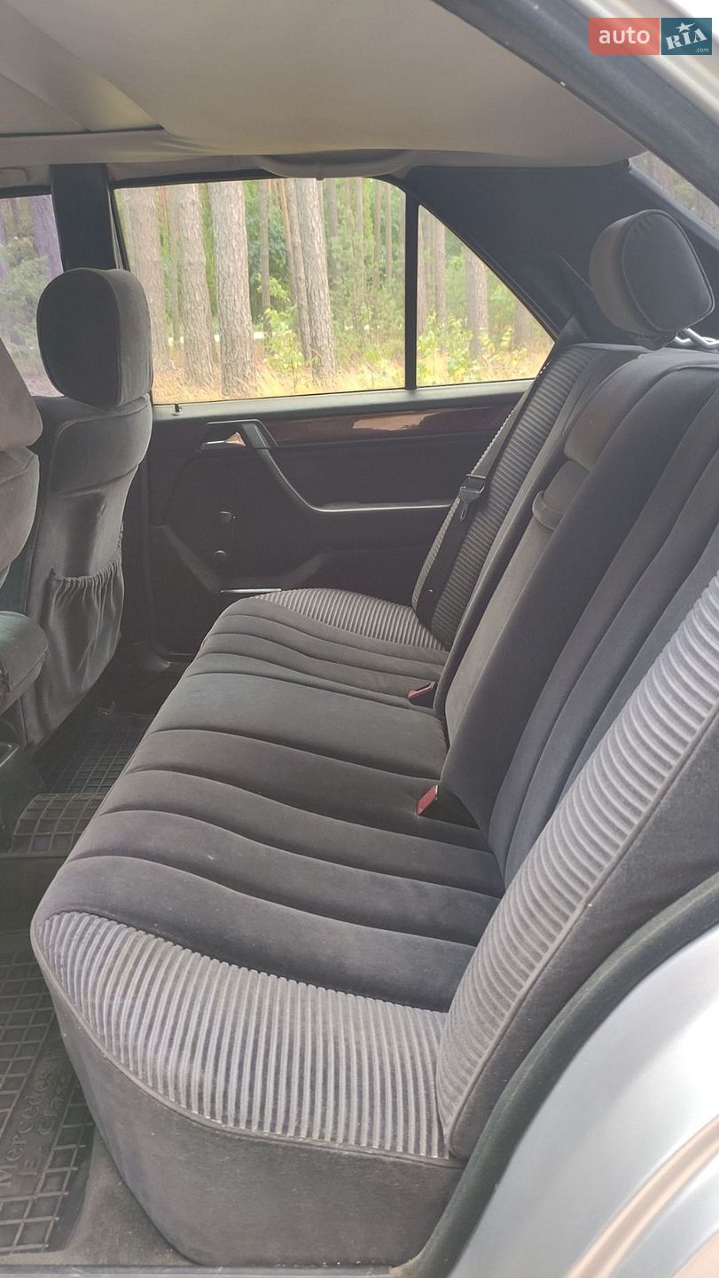 Mercedes-Benz E-Class 1992 VIN WDB1240261B725056 фото оголошення 24 з 57