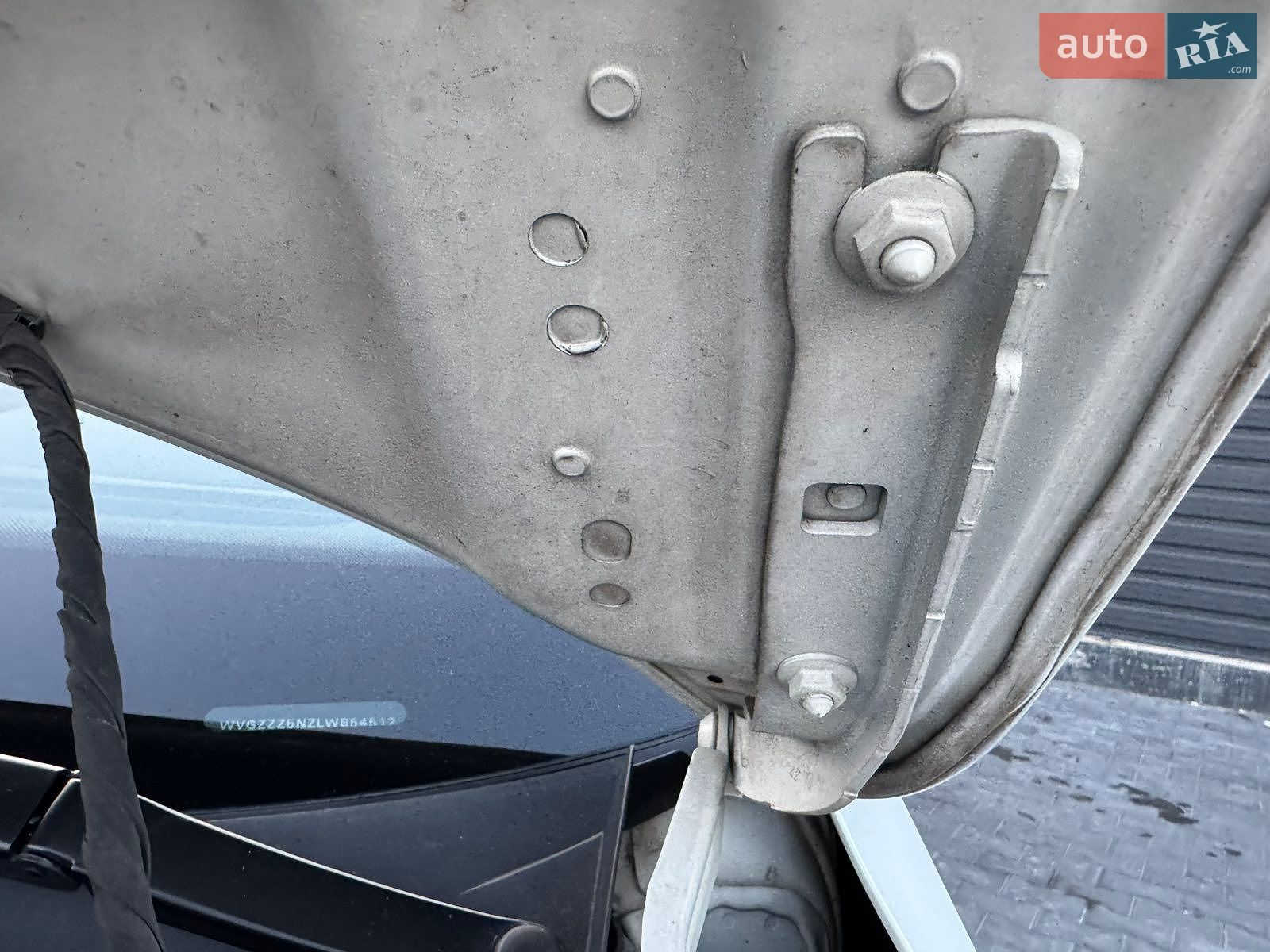 Volkswagen Tiguan 2019 VIN WVGZZZ5NZLW854512 фото оголошення 10 з 38