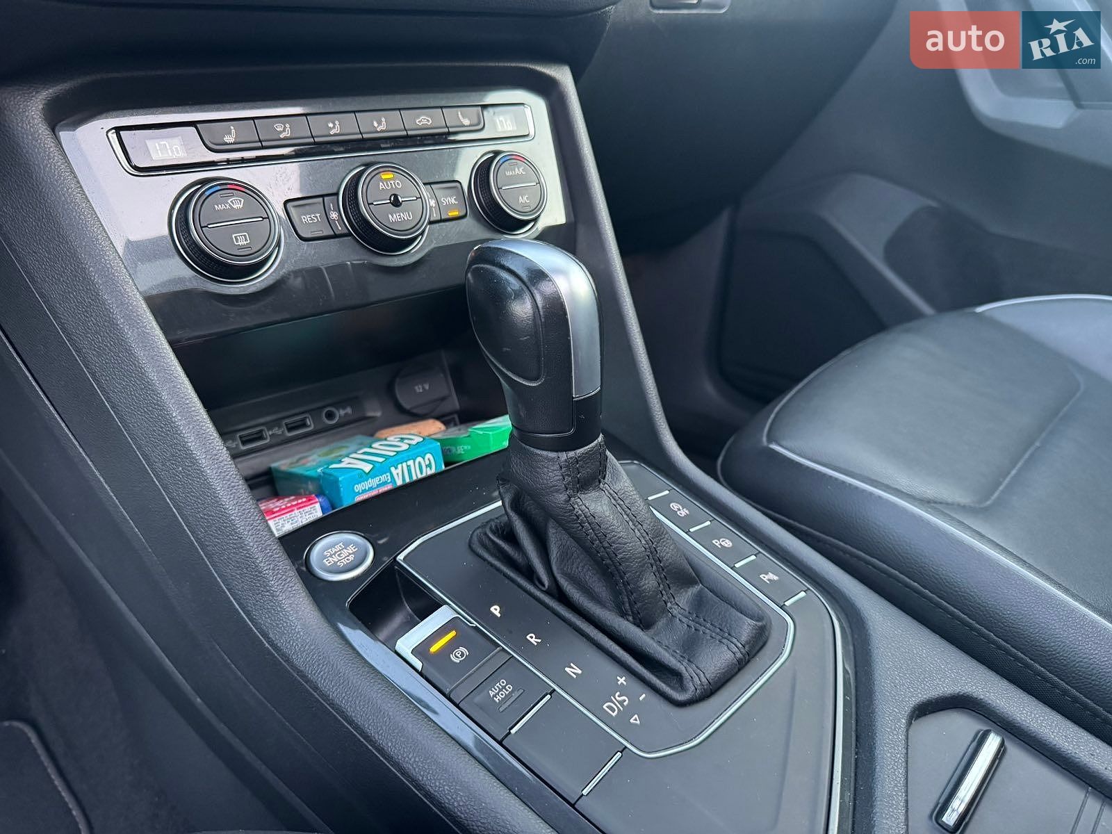 Volkswagen Tiguan 2019 VIN WVGZZZ5NZLW854512 фото оголошення 18 з 38