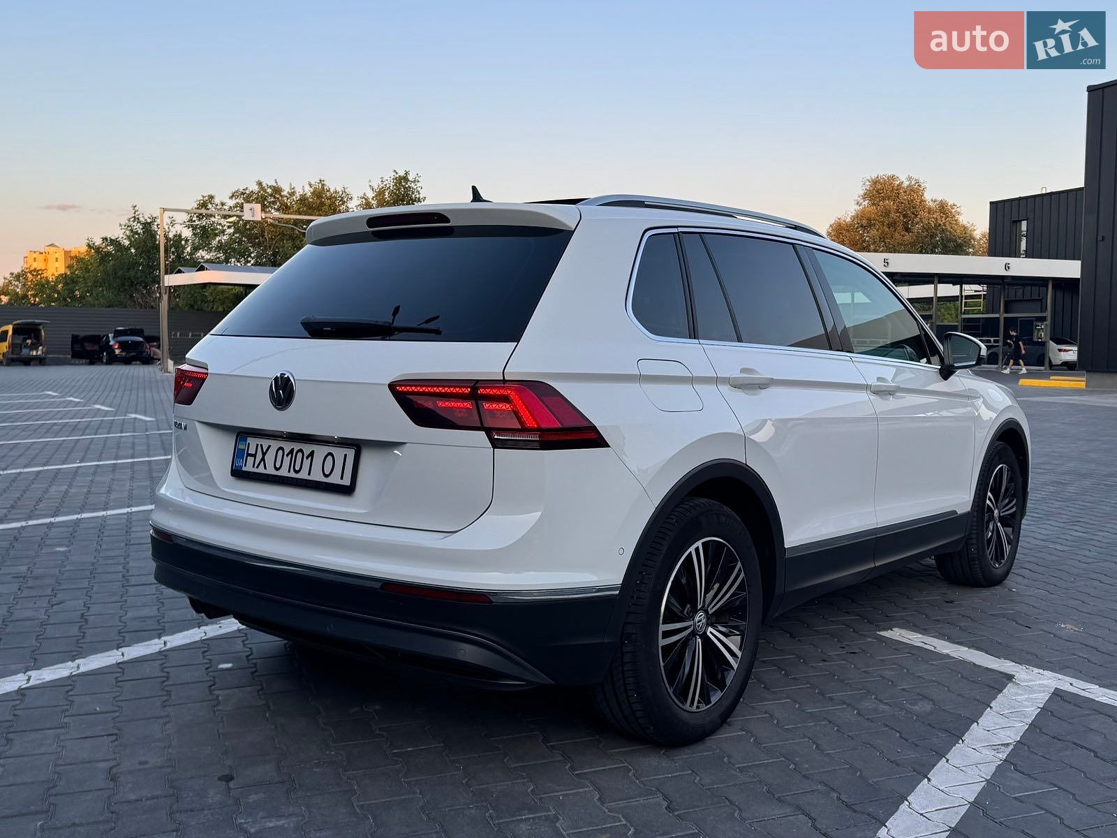Volkswagen Tiguan 2019 VIN WVGZZZ5NZLW854512 фото оголошення 33 з 38
