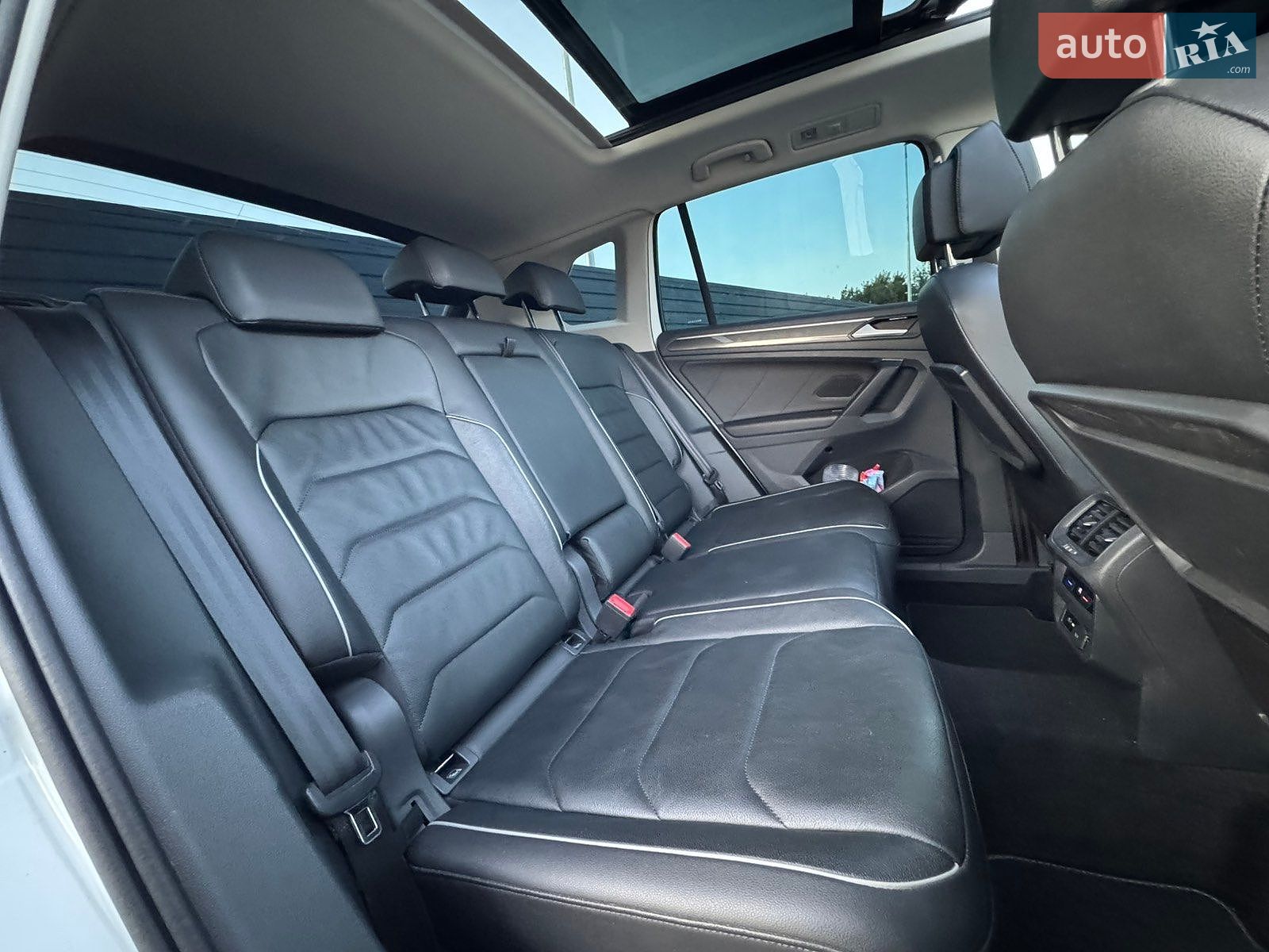Volkswagen Tiguan 2019 VIN WVGZZZ5NZLW854512 фото оголошення 35 з 38