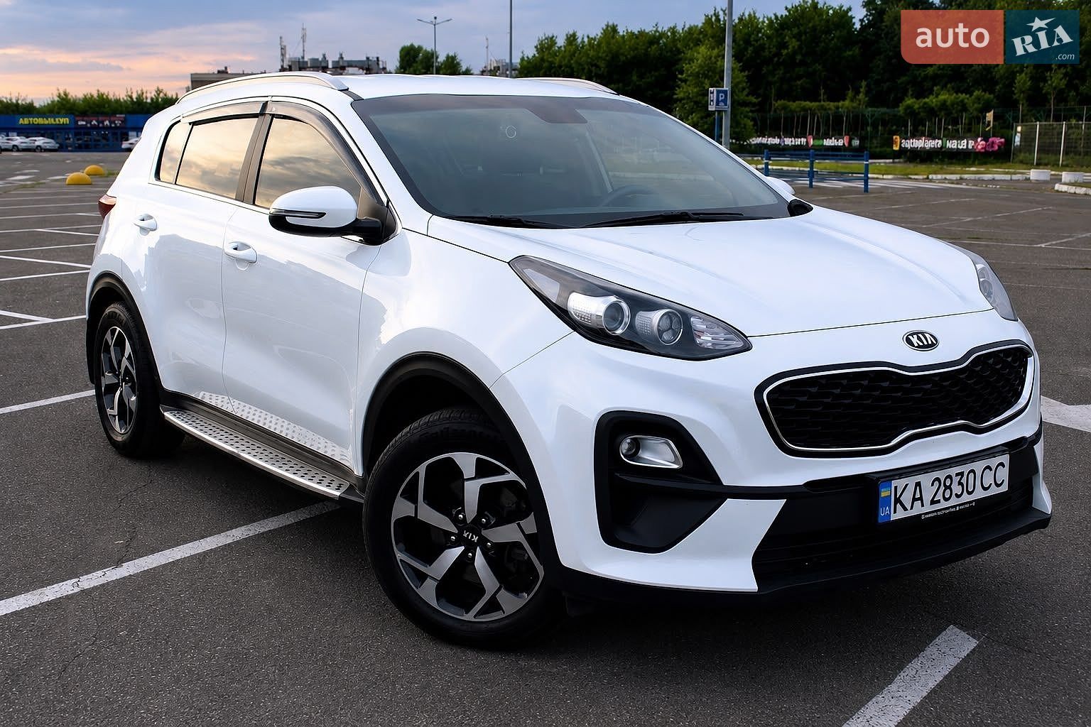 Kia Sportage 2021 VIN U5YPG814AML054864 фото оголошення 2 з 18