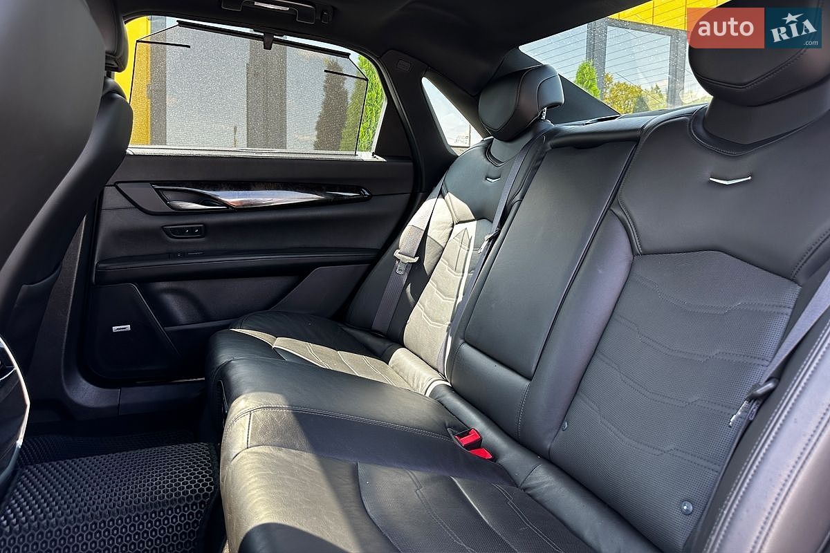 Cadillac CT6 2016 VIN 1G6KD5RS2HU153937 фото оголошення 29 з 32