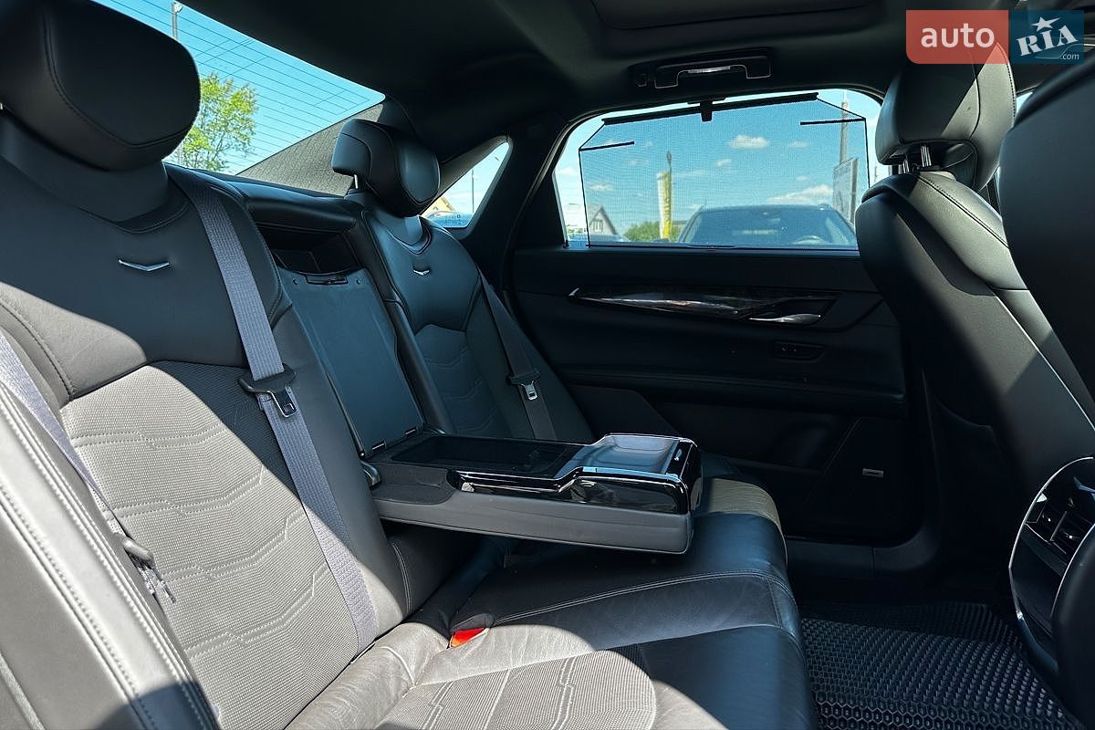 Cadillac CT6 2016 VIN 1G6KD5RS2HU153937 фото оголошення 30 з 32