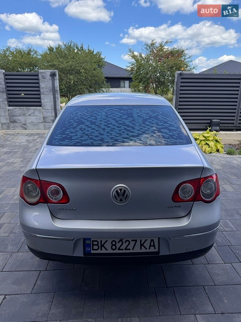 Volkswagen Passat 2005 VIN WVWZZZ3CZ6P033152 фото оголошення 9 з 18