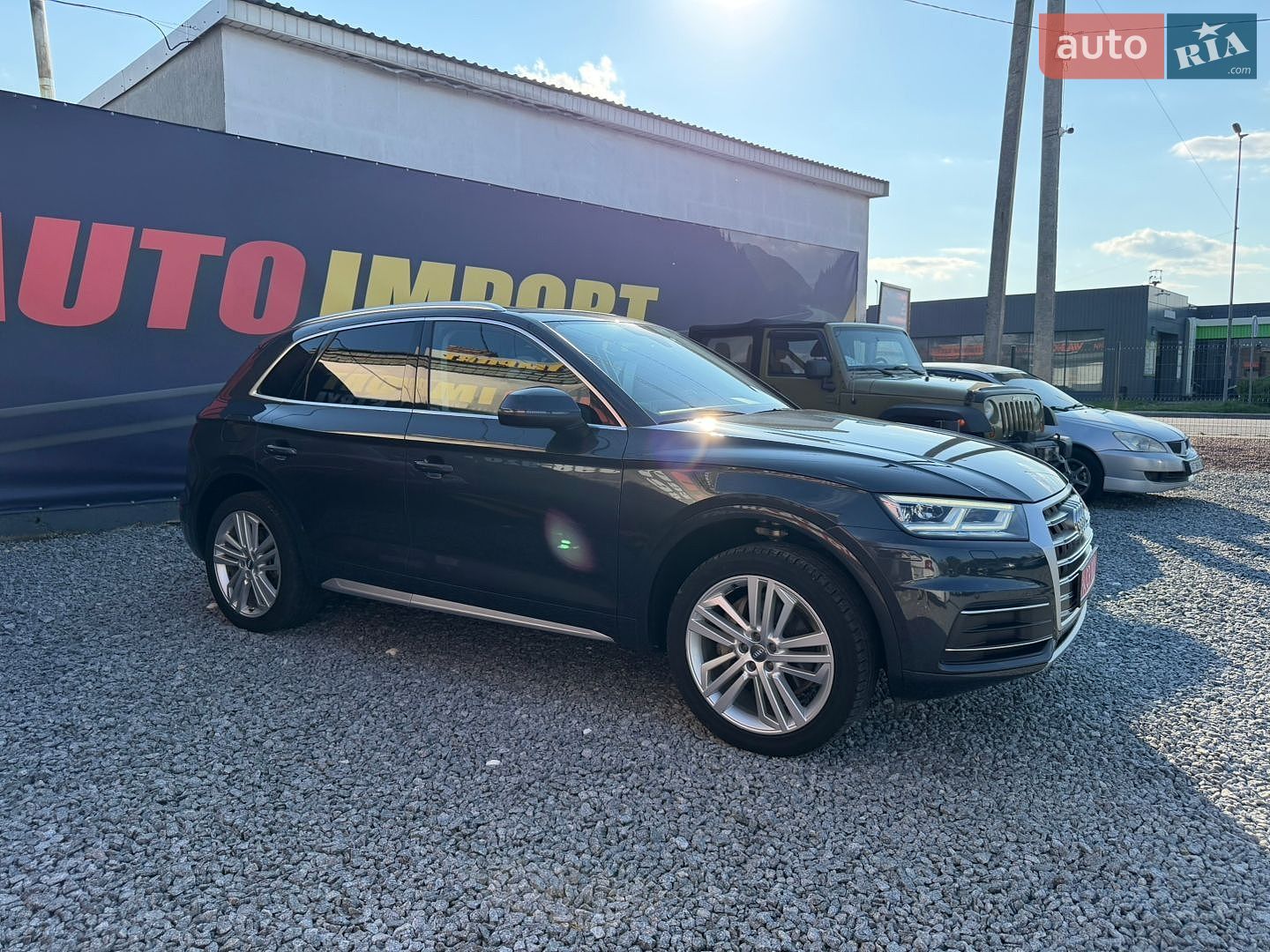 Audi Q5 2018 VIN WA1BNAFYXJ2102712 фото оголошення 2 з 49