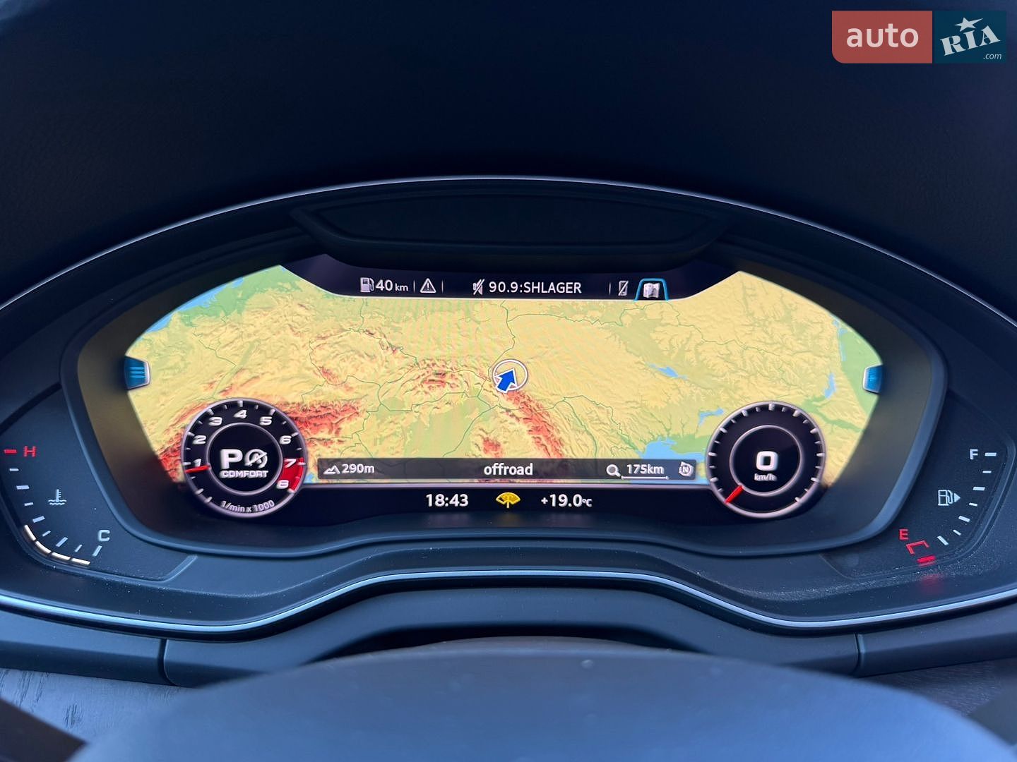 Audi Q5 2018 VIN WA1BNAFYXJ2102712 фото оголошення 36 з 49