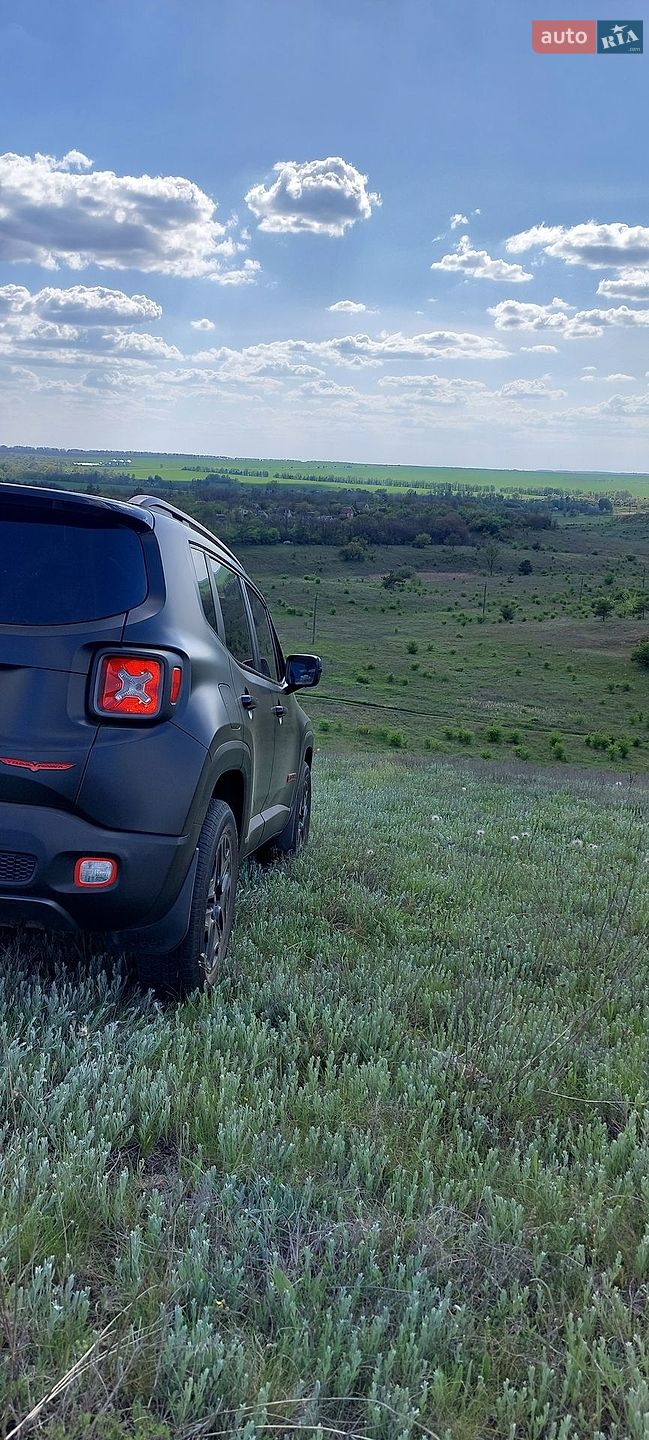 Jeep Renegade 2018 VIN ZACCJBCB4JPH91728 фото оголошення 5 з 9