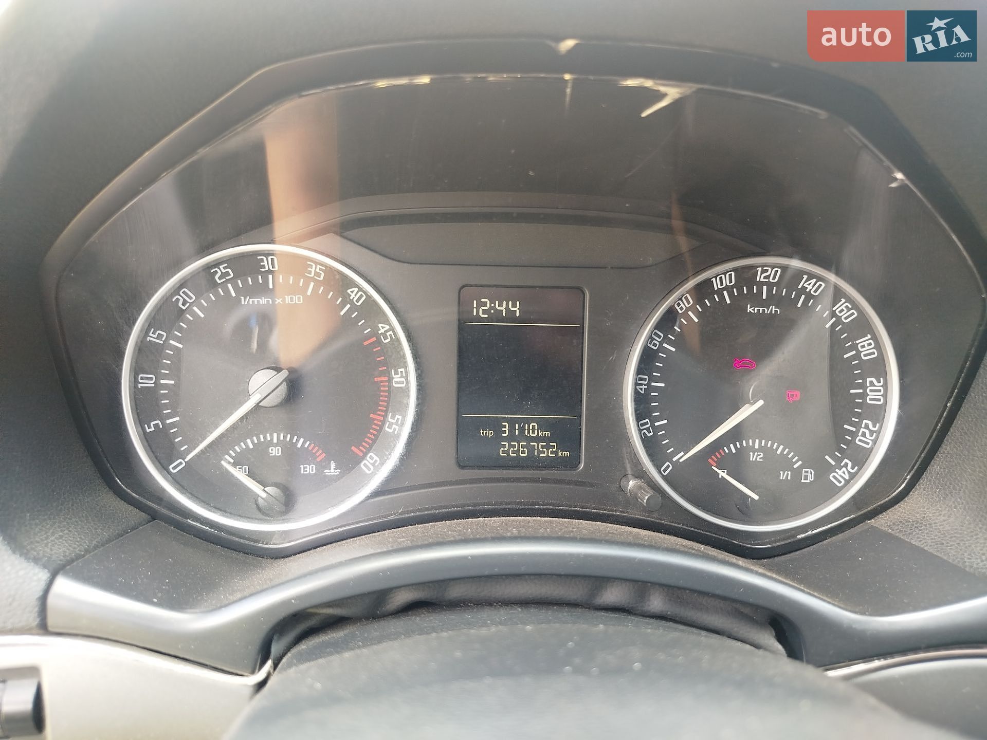 Skoda Octavia 2010 VIN TMBCA41Z8BB152405 фото оголошення 8 з 10