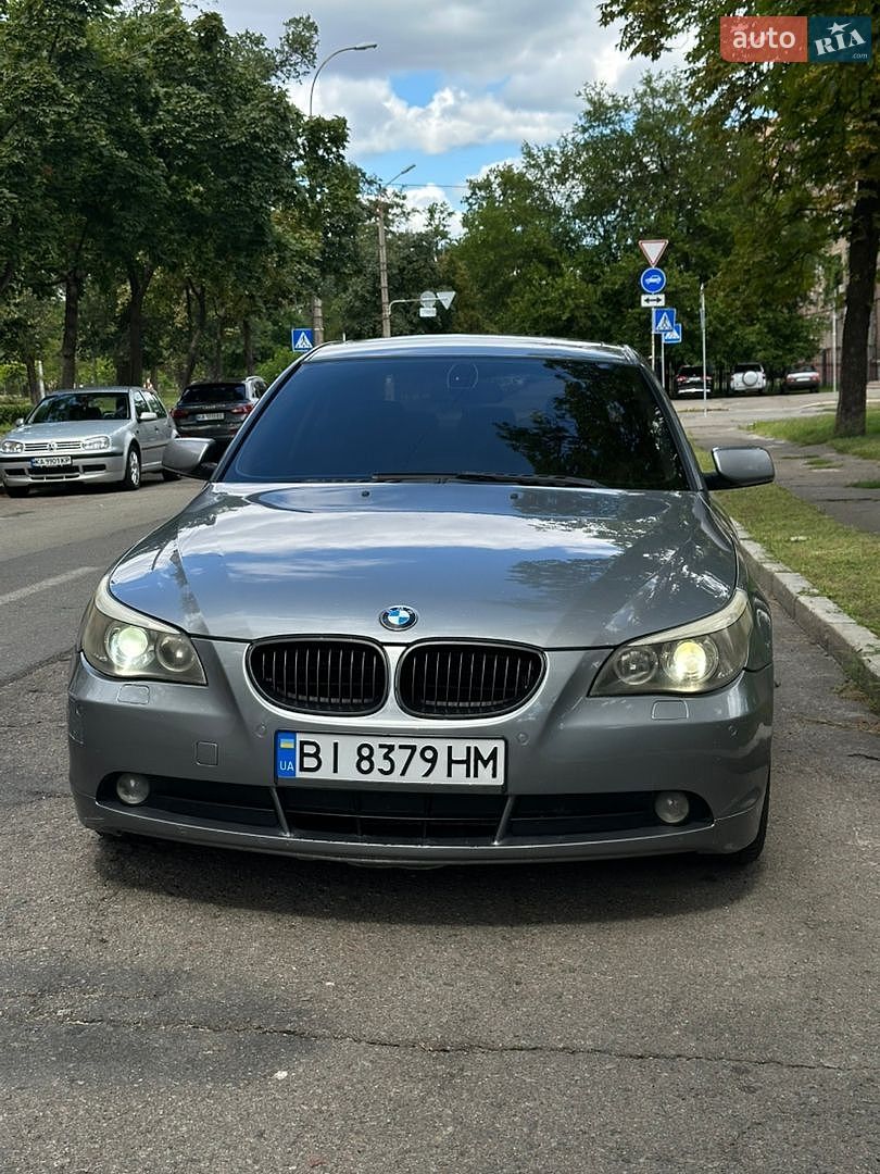 BMW 5 Series 2004 VIN WBANA310X0B911215 фото оголошення 5 з 12