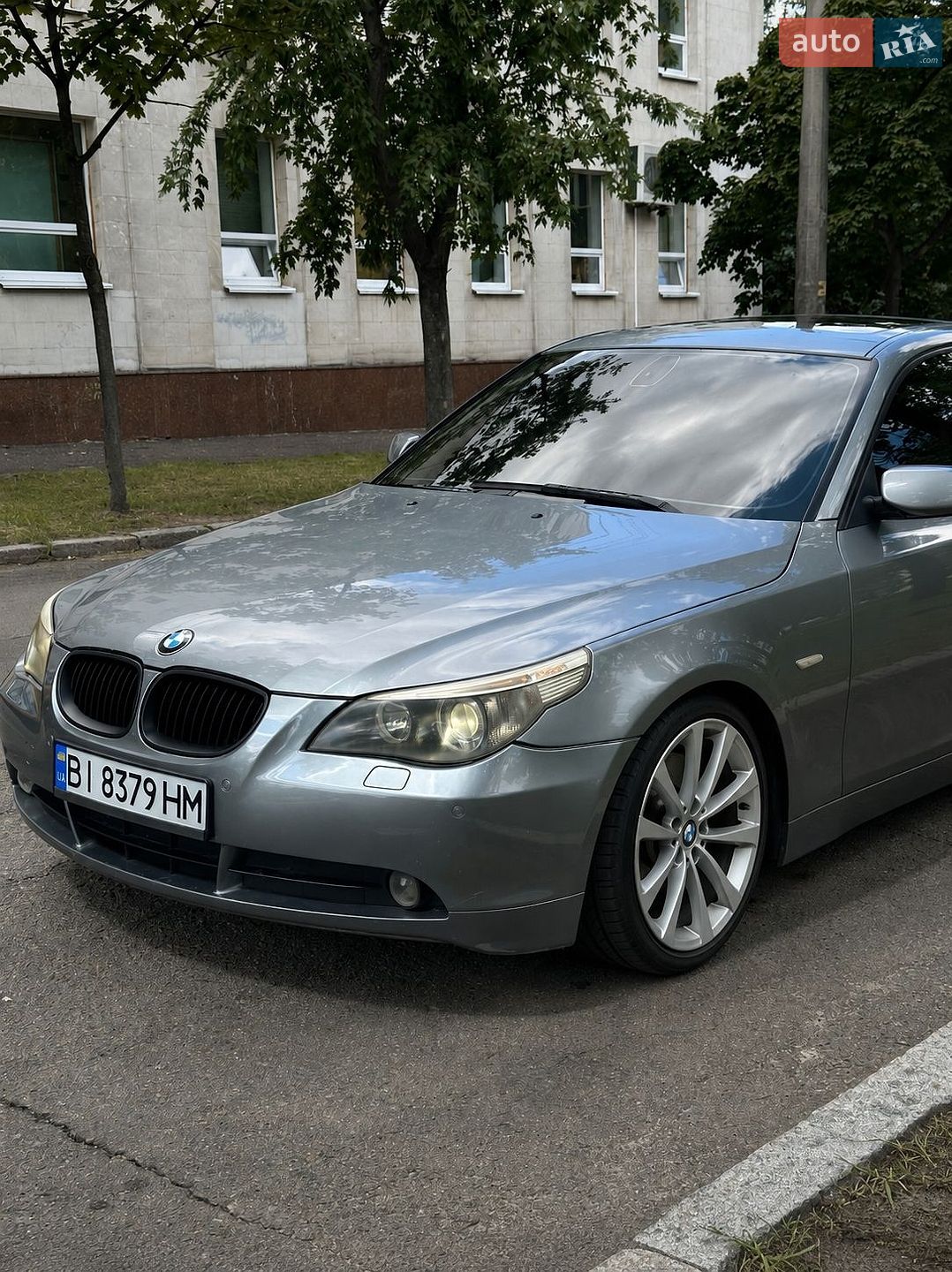 BMW 5 Series 2004 VIN WBANA310X0B911215 фото оголошення 4 з 12