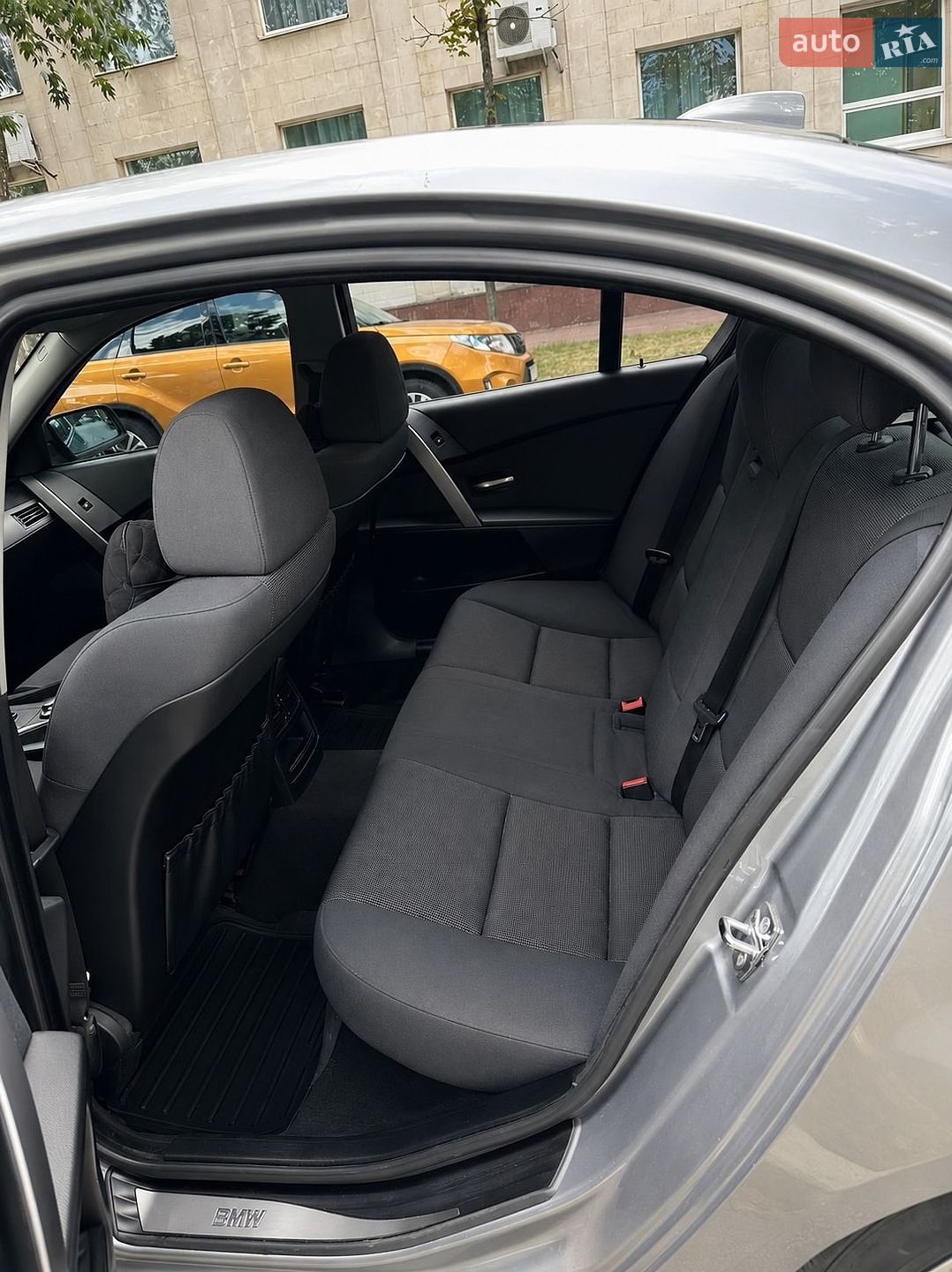 BMW 5 Series 2004 VIN WBANA310X0B911215 фото оголошення 9 з 12