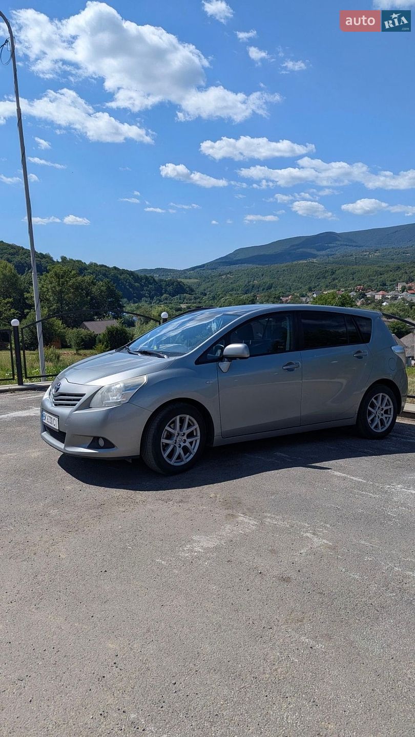 Toyota Verso 2012 VIN NMTDD26R60R071433 фото оголошення 4 з 24