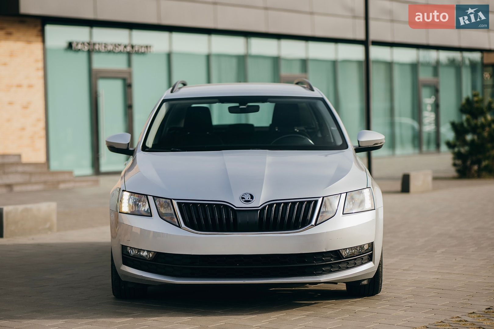 Skoda Octavia 2020 VIN TMBJH7NE6L0167137 фото оголошення 2 з 21
