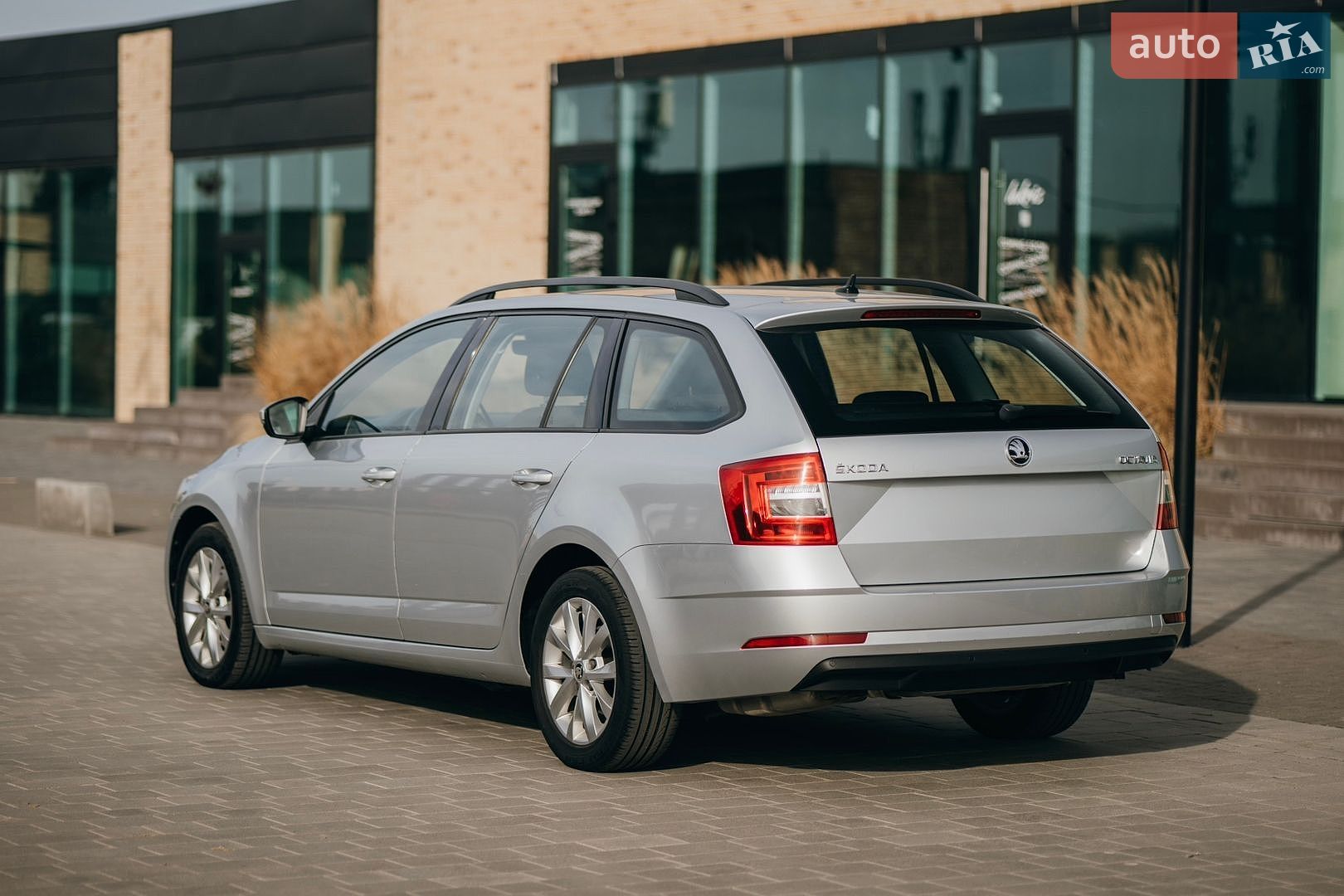 Skoda Octavia 2020 VIN TMBJH7NE6L0167137 фото оголошення 8 з 21