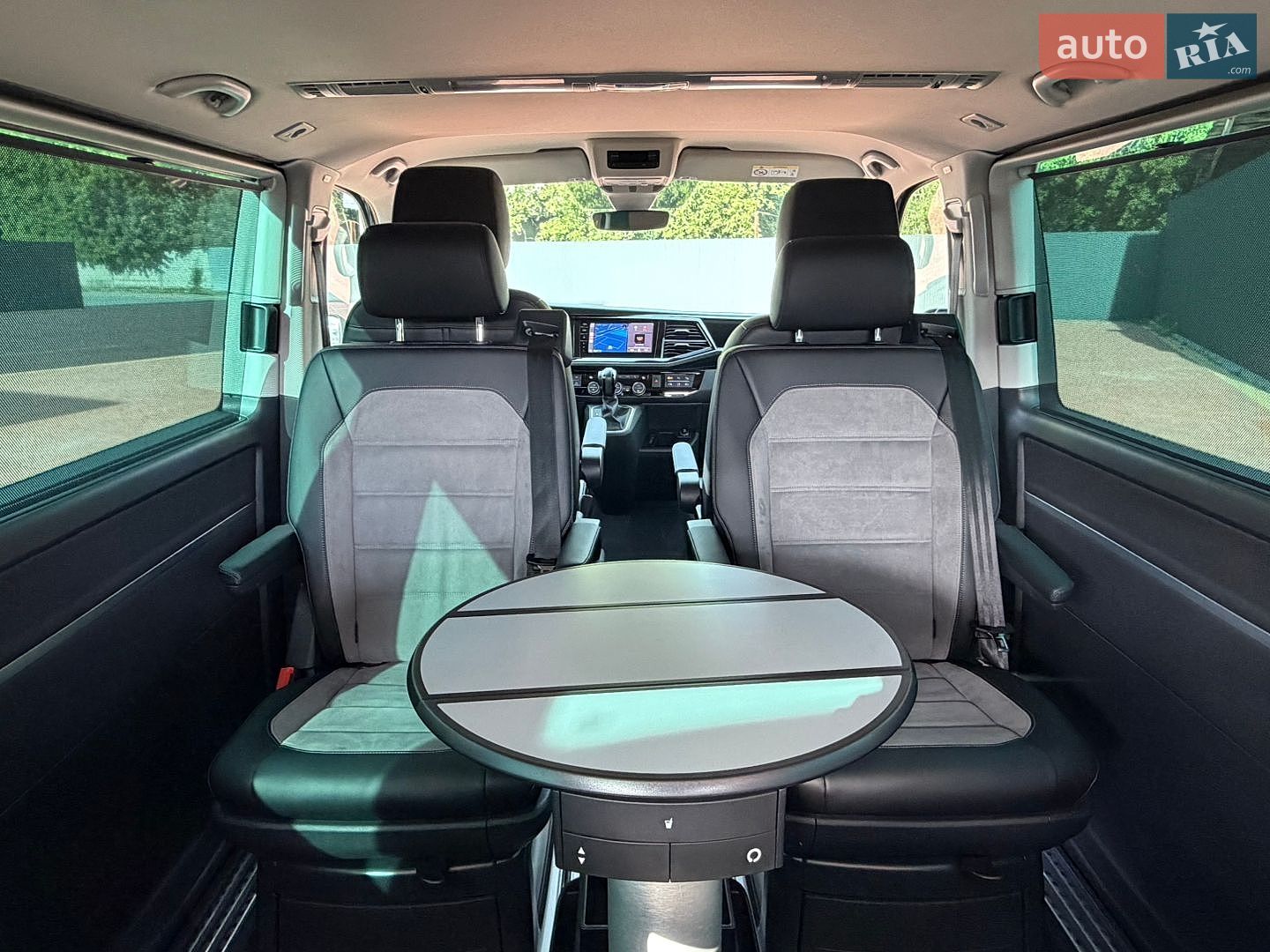 Volkswagen Multivan 2019 VIN WV2ZZZ7HZLH001653 фото оголошення 11 з 62