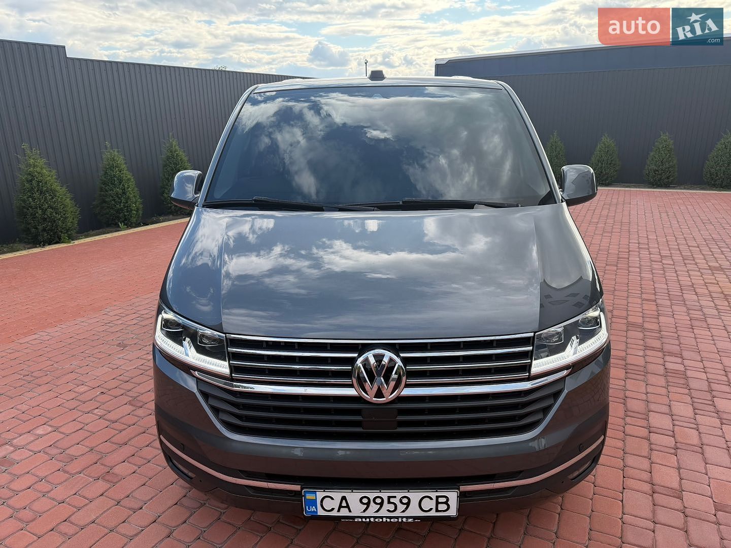 Volkswagen Multivan 2019 VIN WV2ZZZ7HZLH001653 фото оголошення 20 з 62