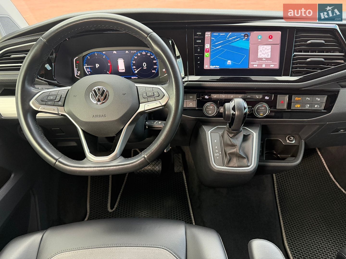 Volkswagen Multivan 2019 VIN WV2ZZZ7HZLH001653 фото оголошення 28 з 62