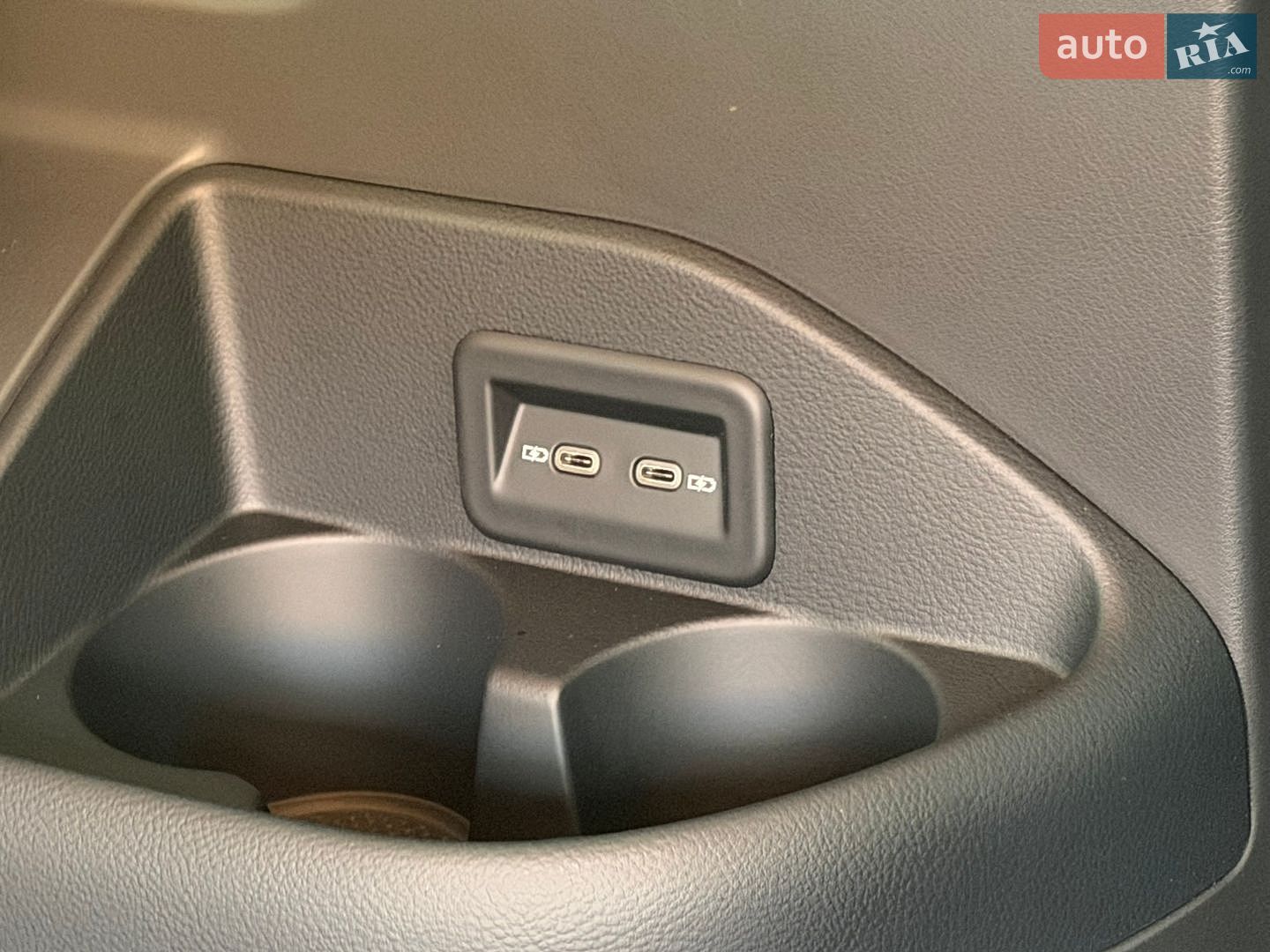 Volkswagen Multivan 2019 VIN WV2ZZZ7HZLH001653 фото оголошення 40 з 62