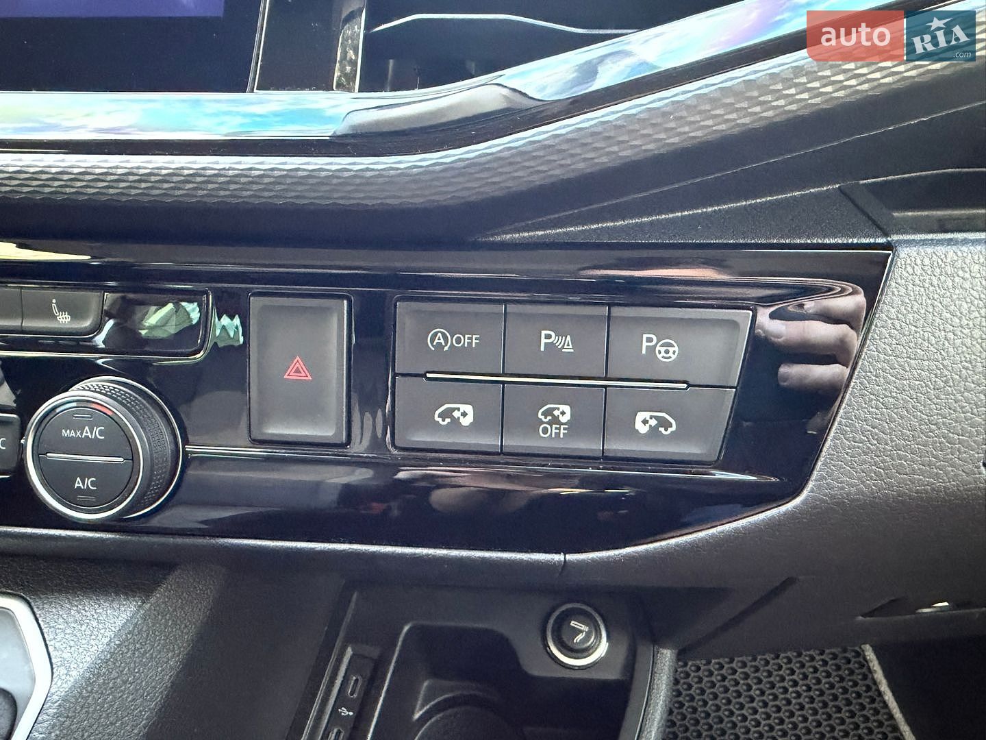 Volkswagen Multivan 2019 VIN WV2ZZZ7HZLH001653 фото оголошення 51 з 62