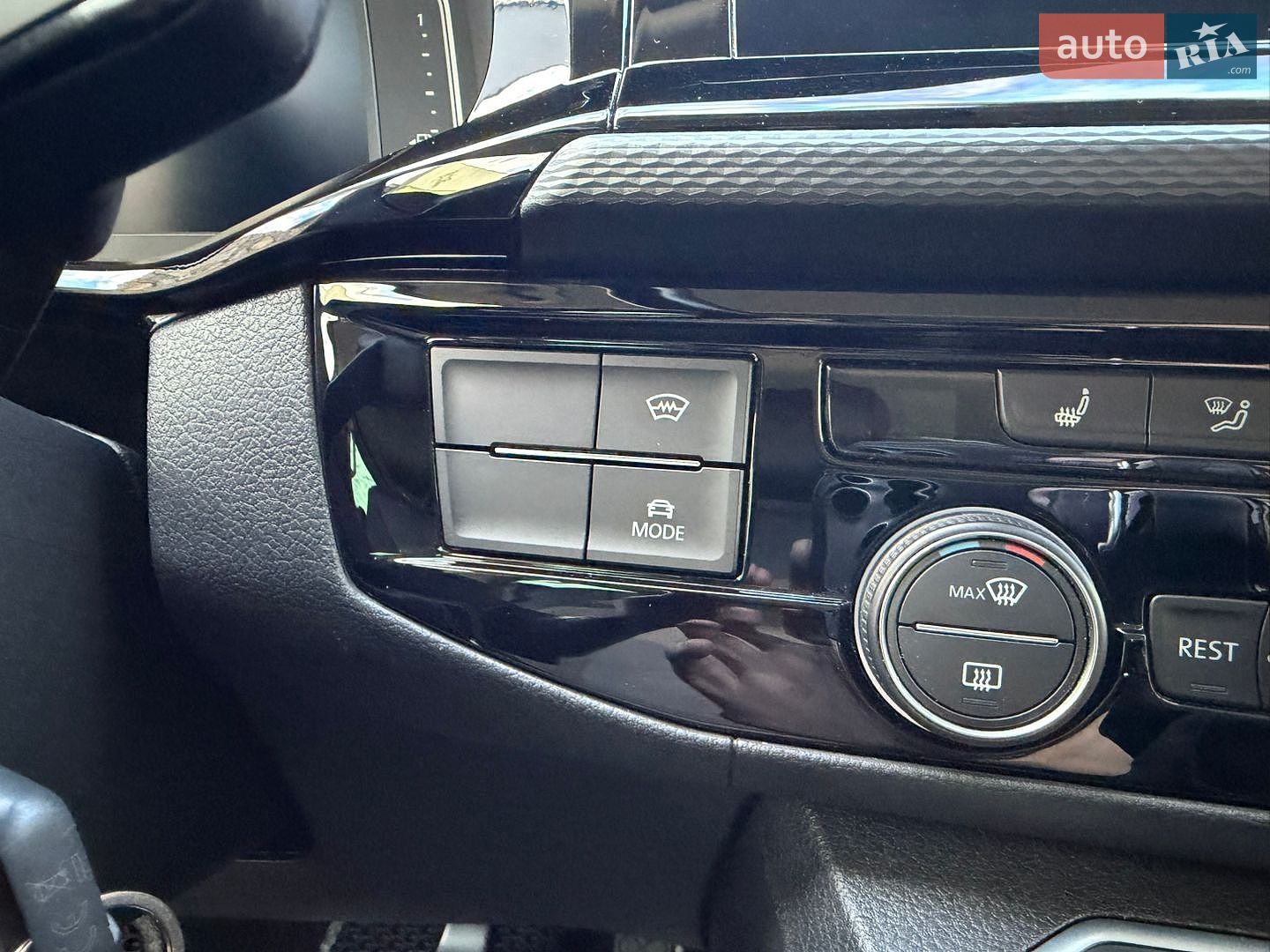 Volkswagen Multivan 2019 VIN WV2ZZZ7HZLH001653 фото оголошення 49 з 62